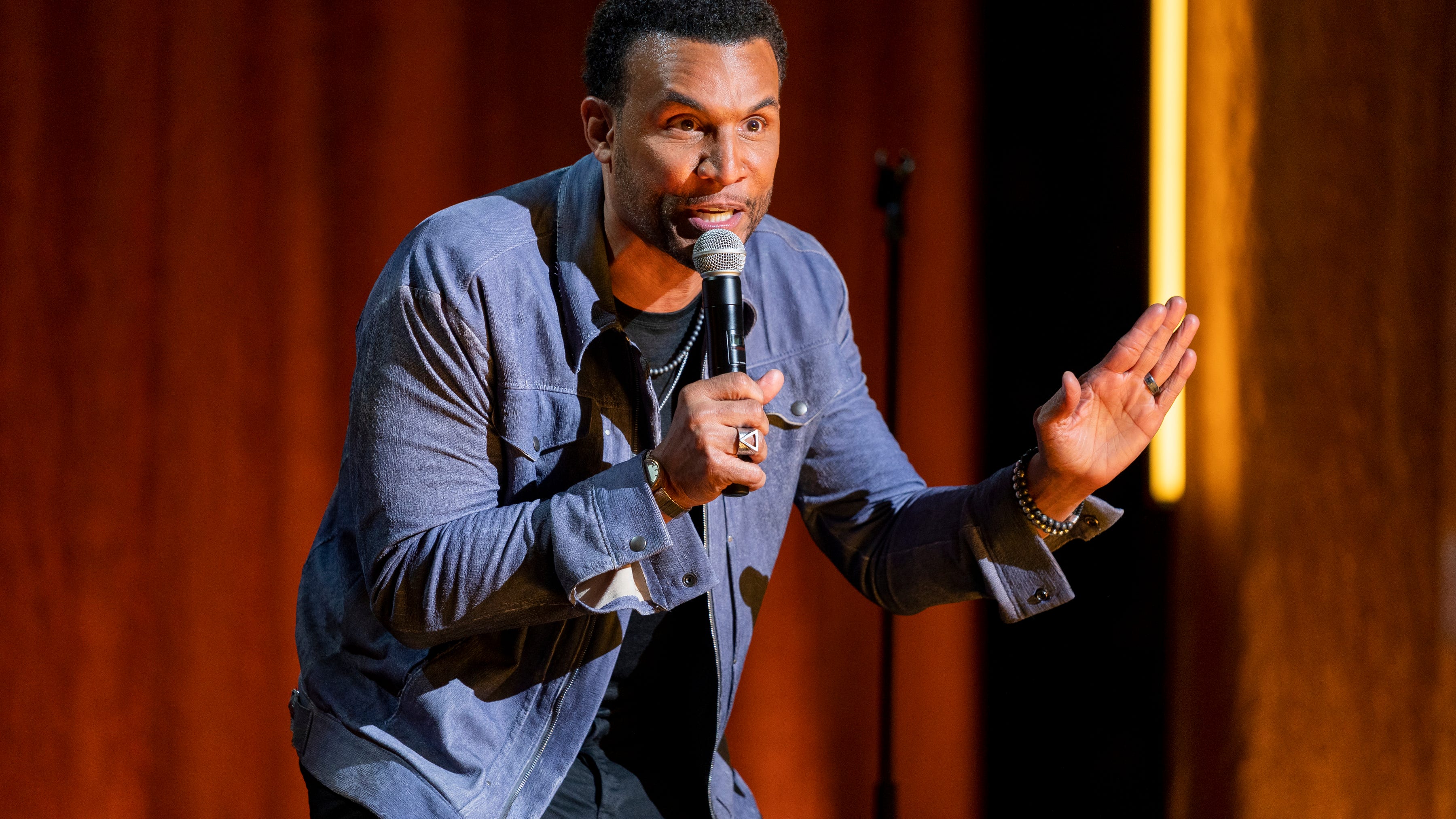 David A. Arnold, comedian of Netflix specials, dies at 54