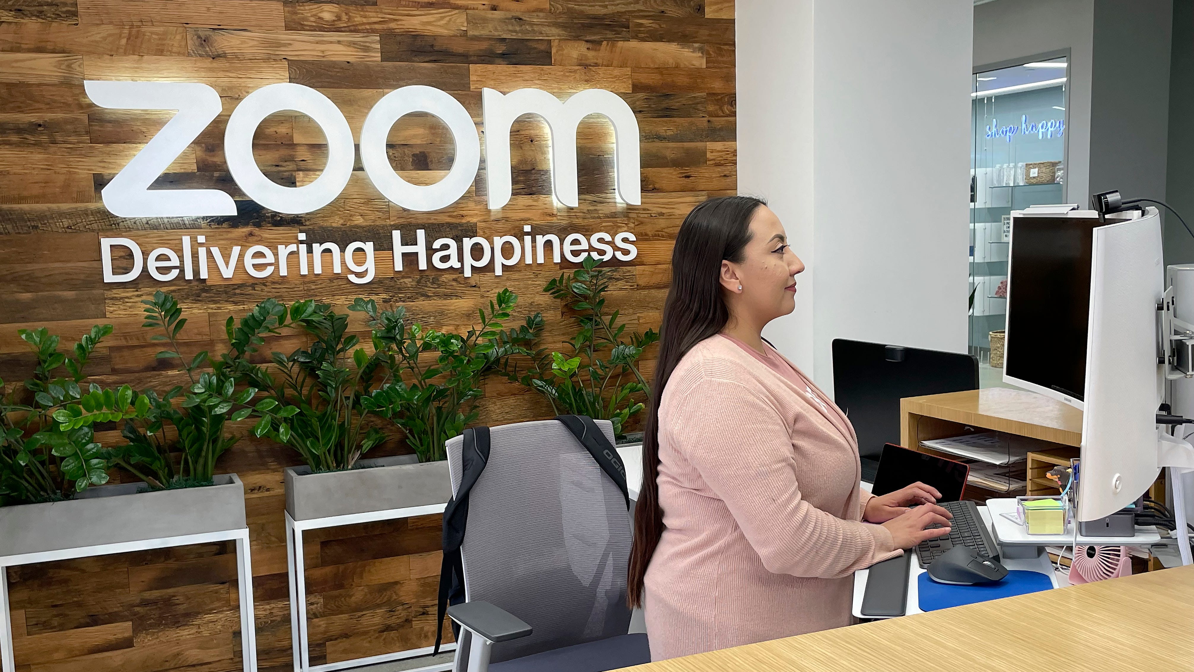 Zoom, which thrived on the remote work revolution, wants workers back in the office part-time