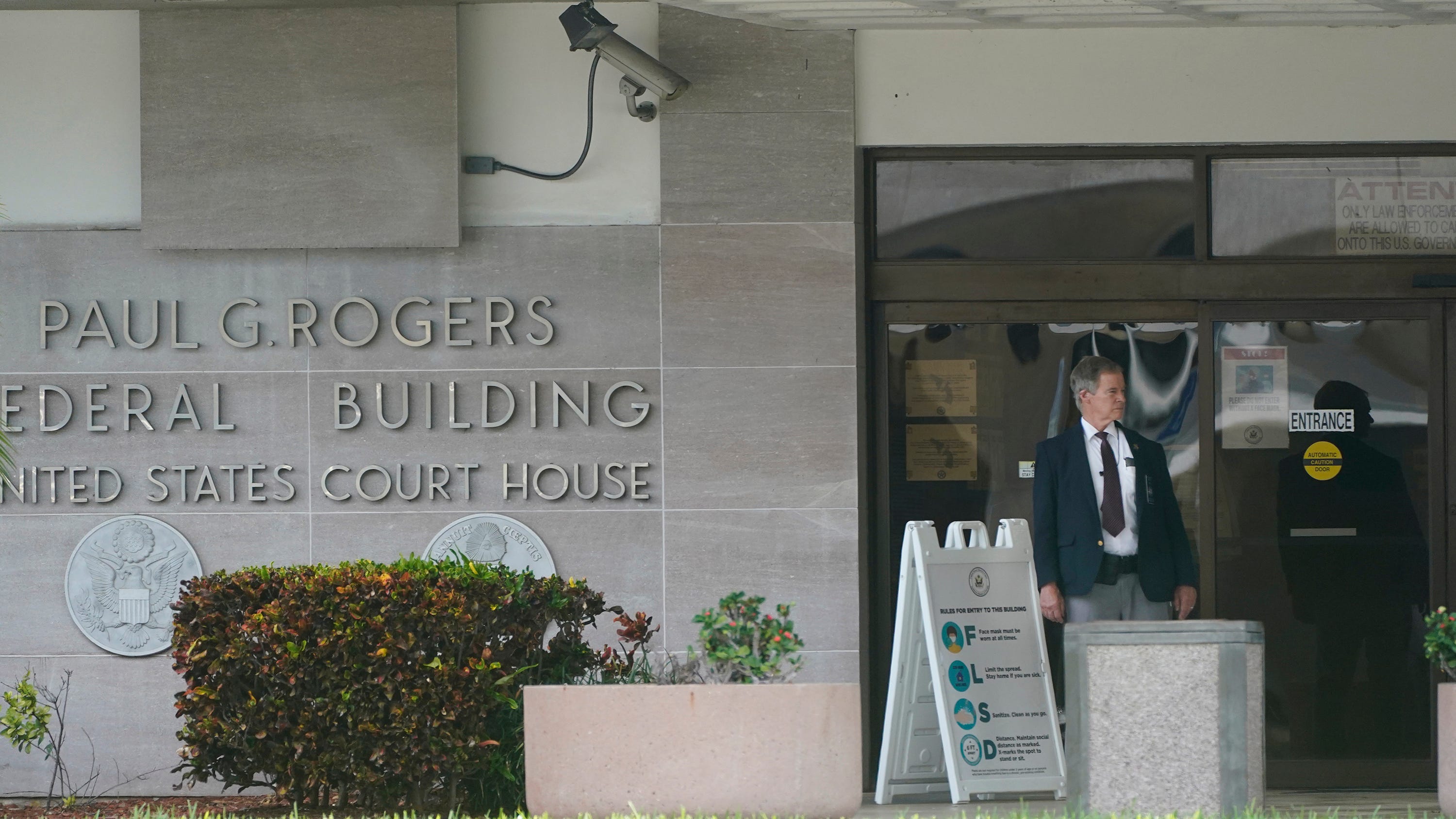 Trump documents probe: Judge appears open to special master