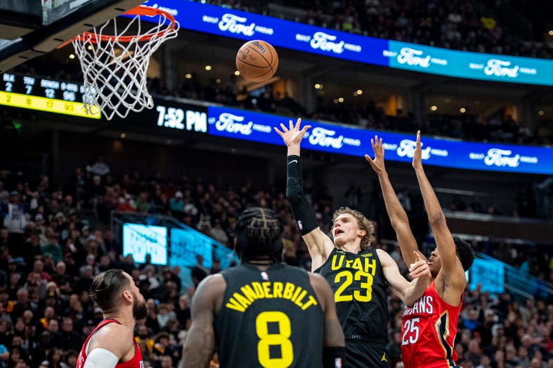 Pelicans Jazz Basketball