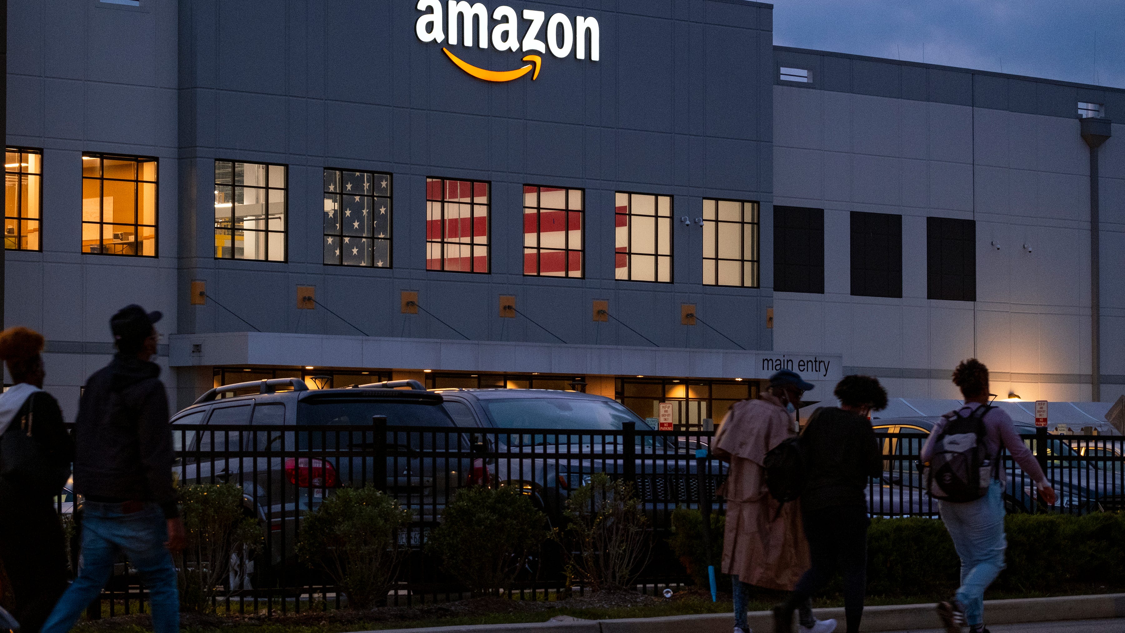 Judge orders Amazon to stop retaliations against organizers