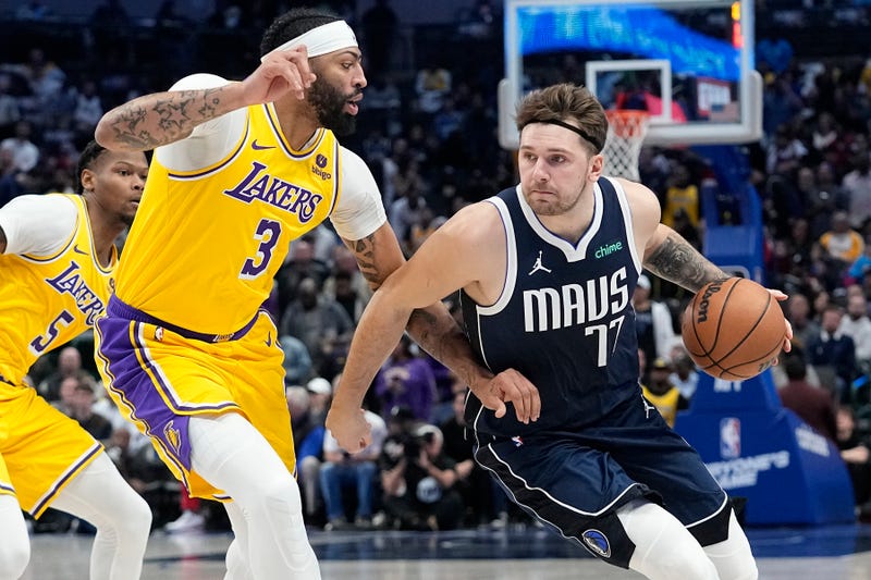 Basketball Mavericks Lakers-Trade