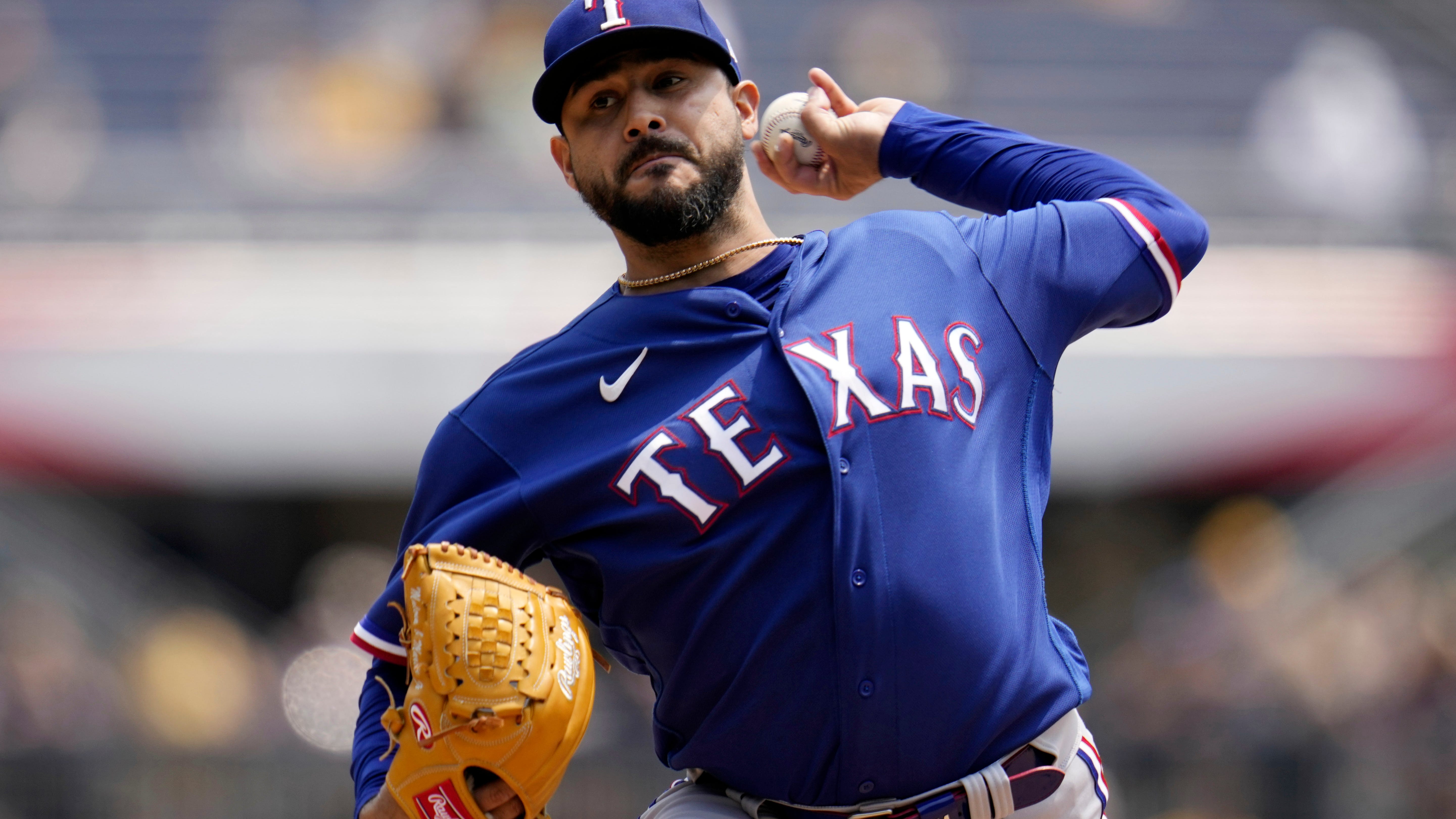 Semien homers, Pérez throws 7 strong innings as surging Rangers edge Pirates 3-2