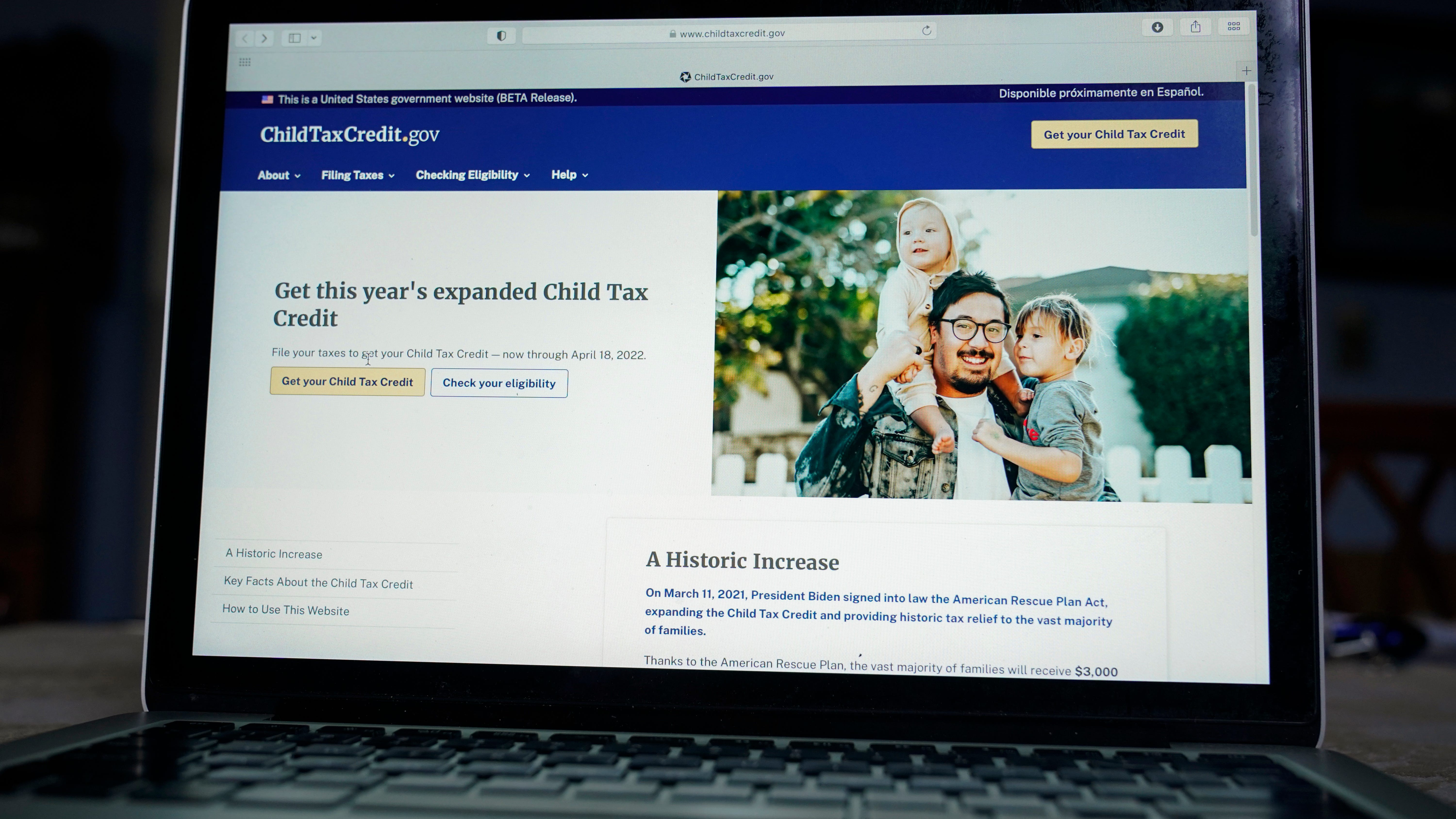 Feds launch website for claiming part 2 of child tax credit