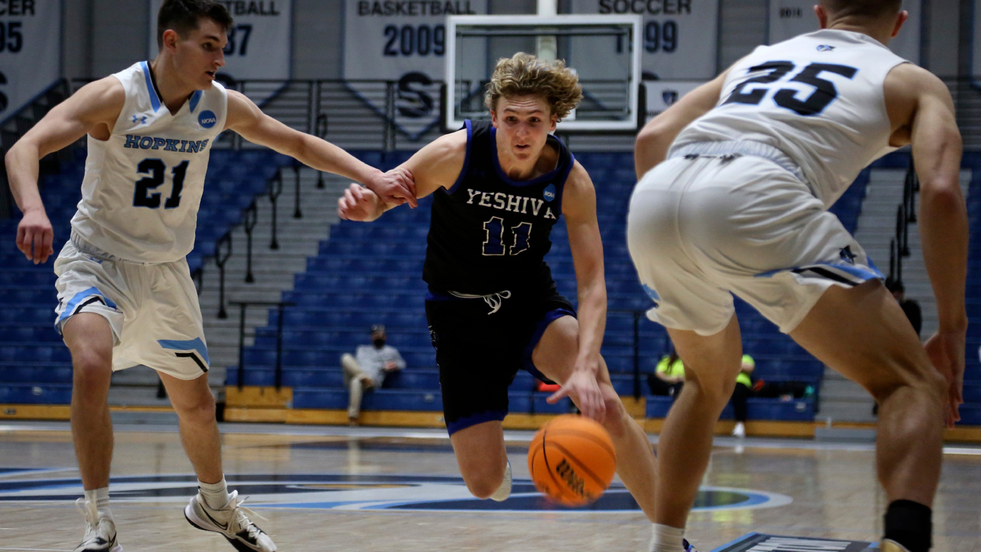 Yeshiva University basketball team ends unforgettable era
