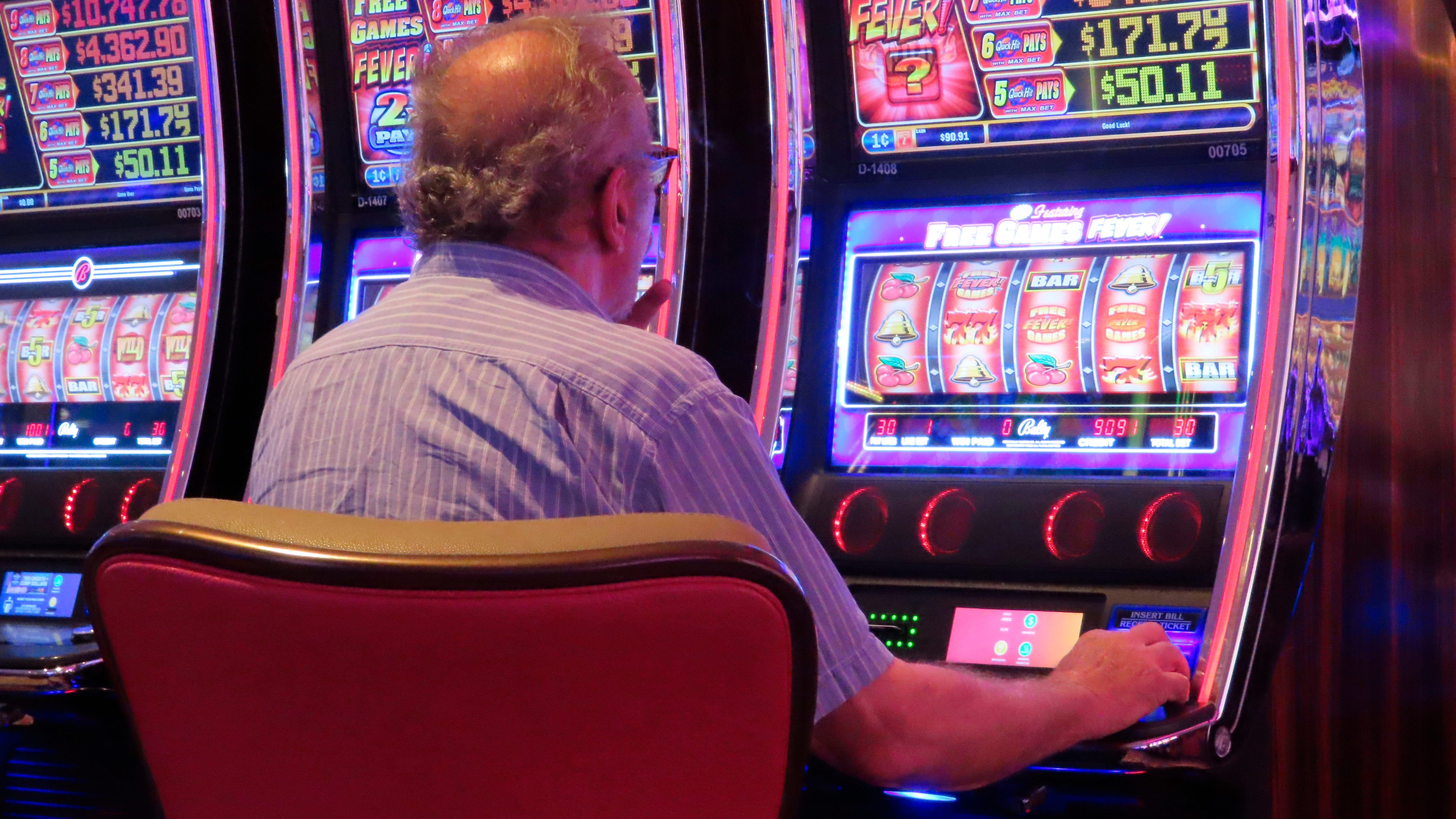 Defying inflation worries, US casinos have best quarter