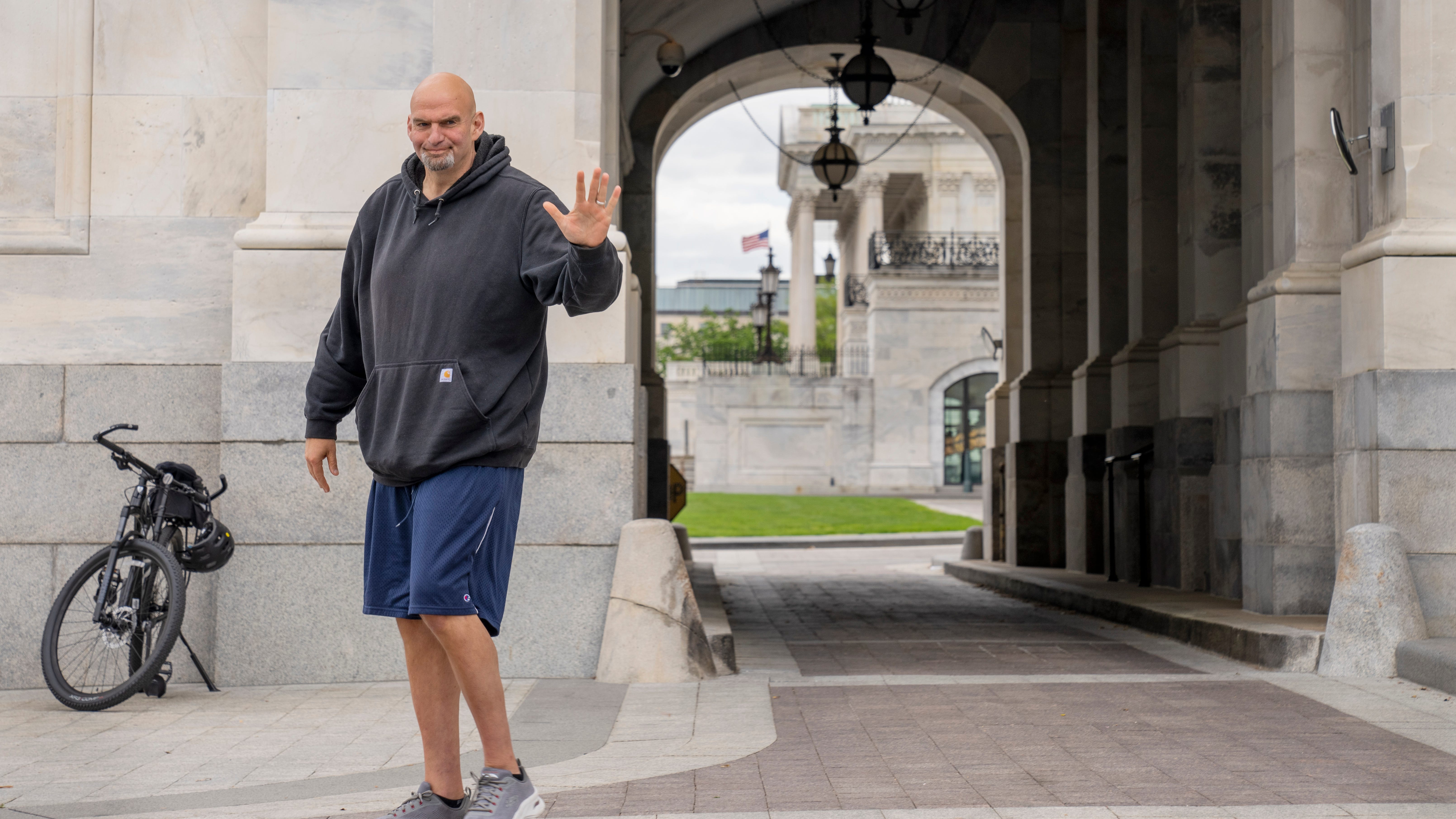 Back in hoodies and gym shorts, Fetterman tackles Senate life after depression treatment