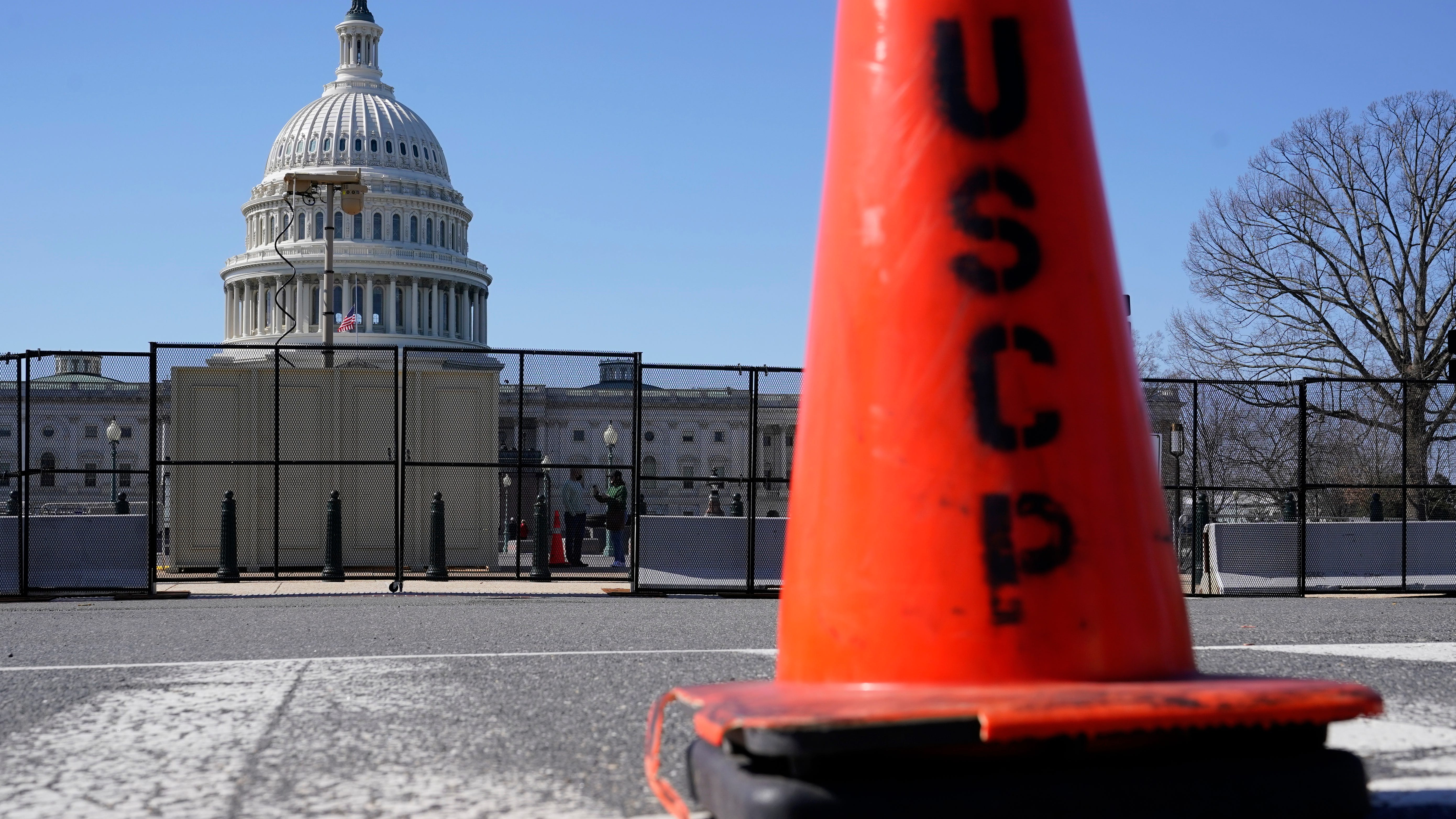 New normal: Fence is up, Guard on standby for State of Union