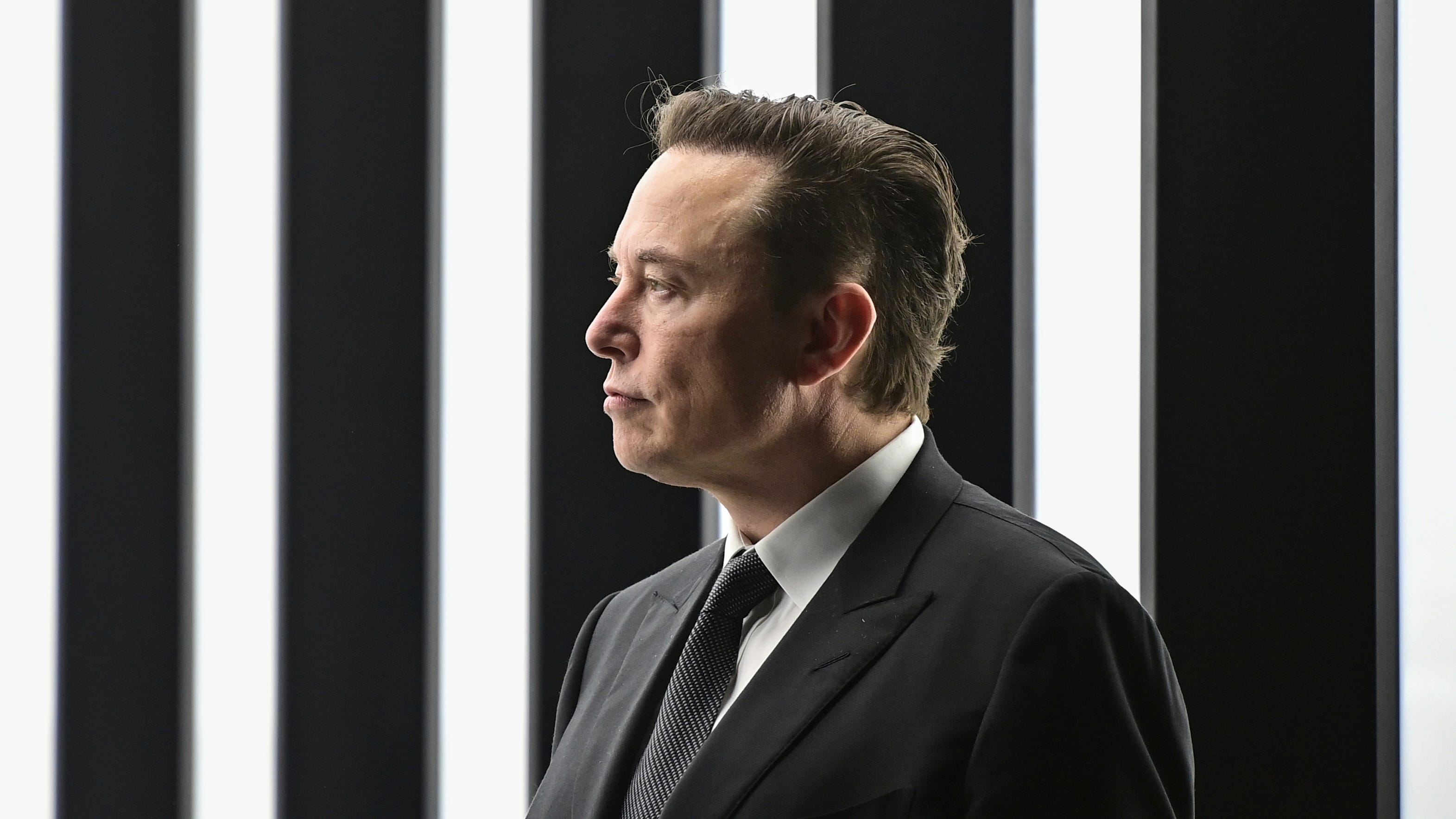 Back with the banned: Do Twitter's exiles return under Musk?