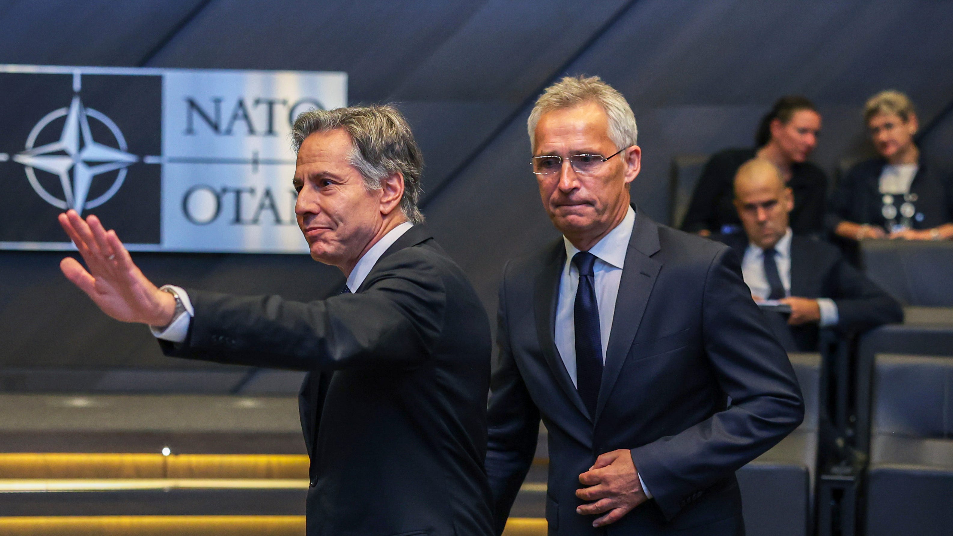 US, NATO note Ukraine army gains but see war dragging on