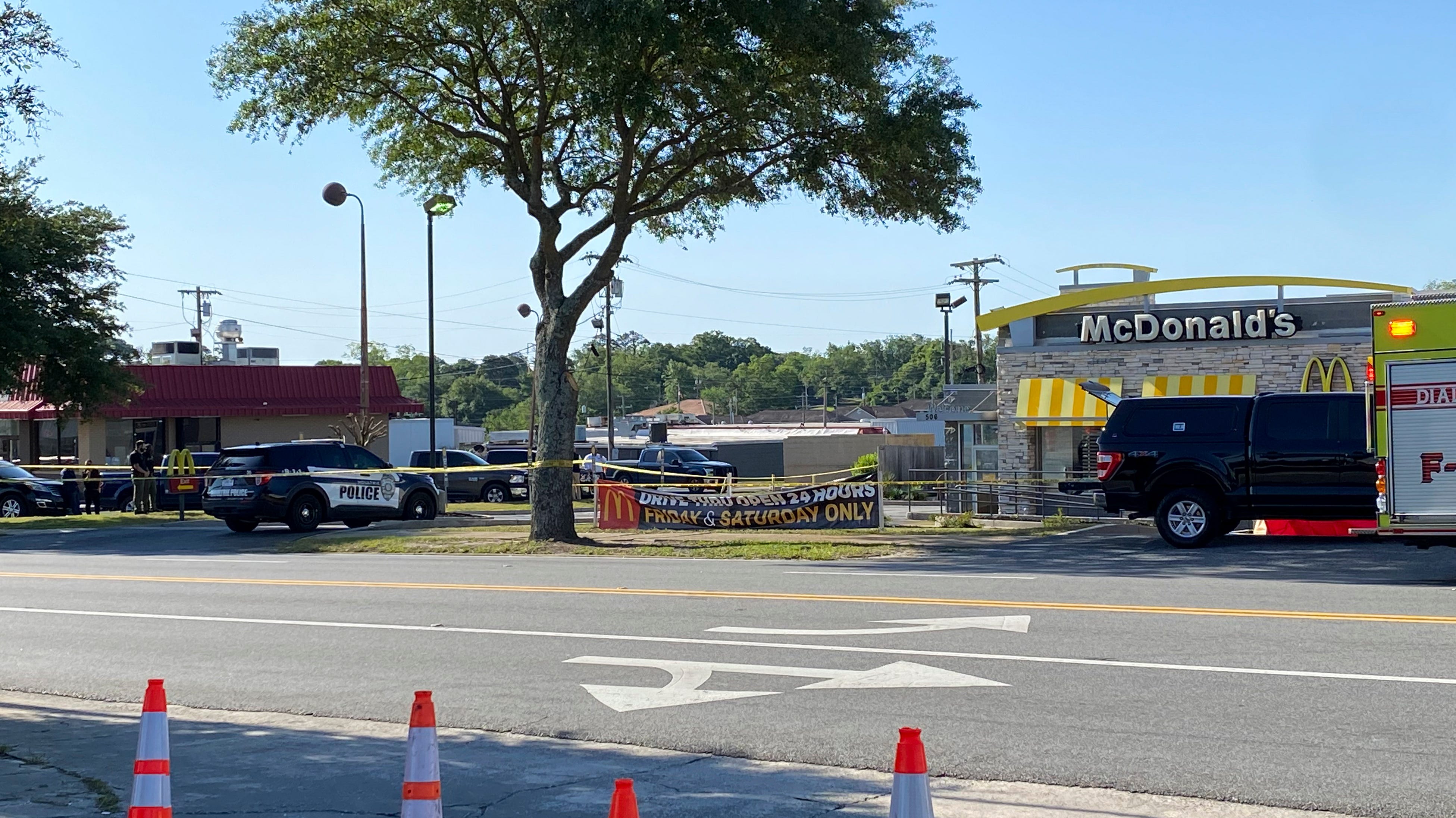 Officials: Man killed 3, then self in rural Georgia town