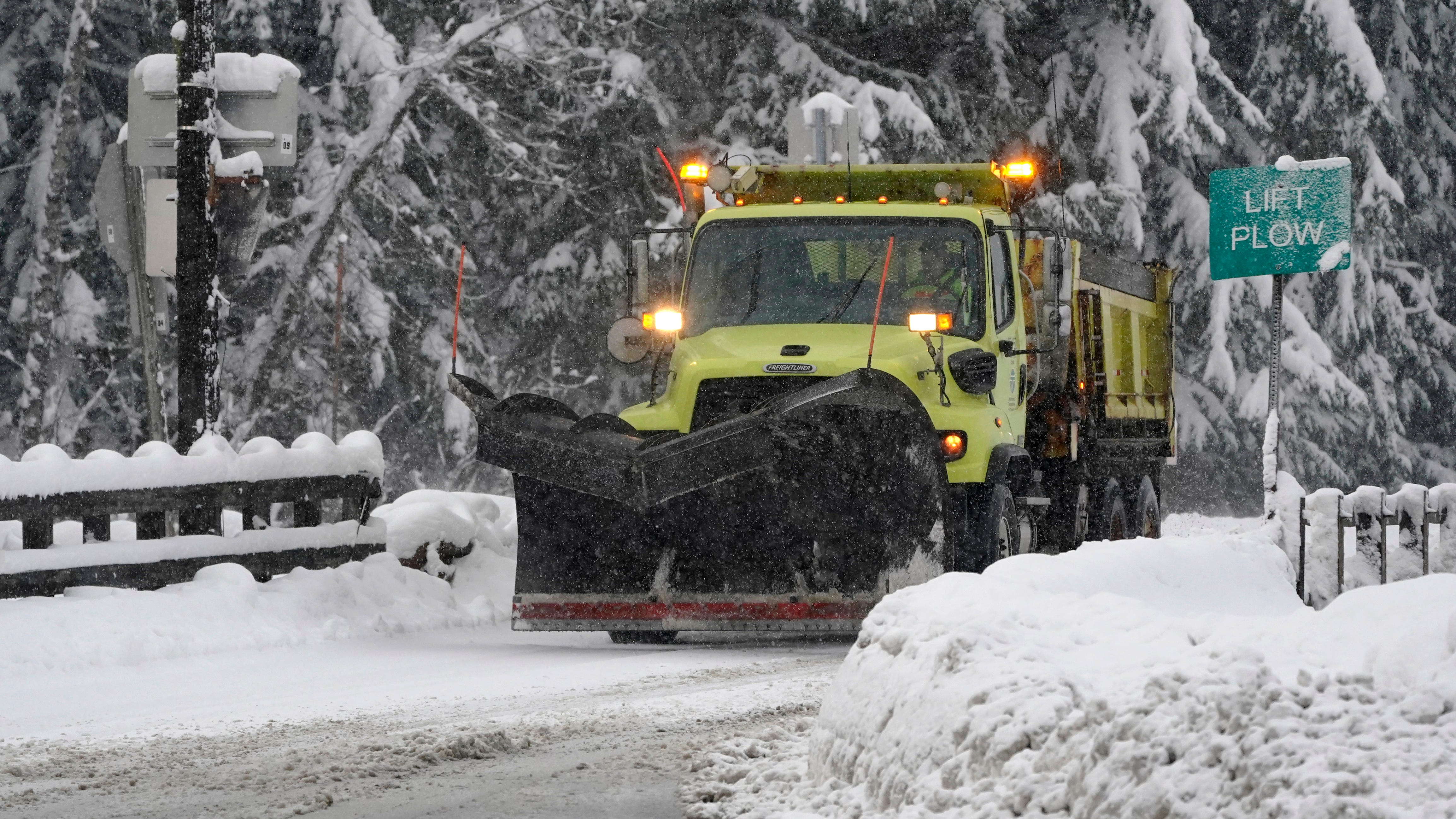 As storms start, US states struggle to hire snowplow drivers