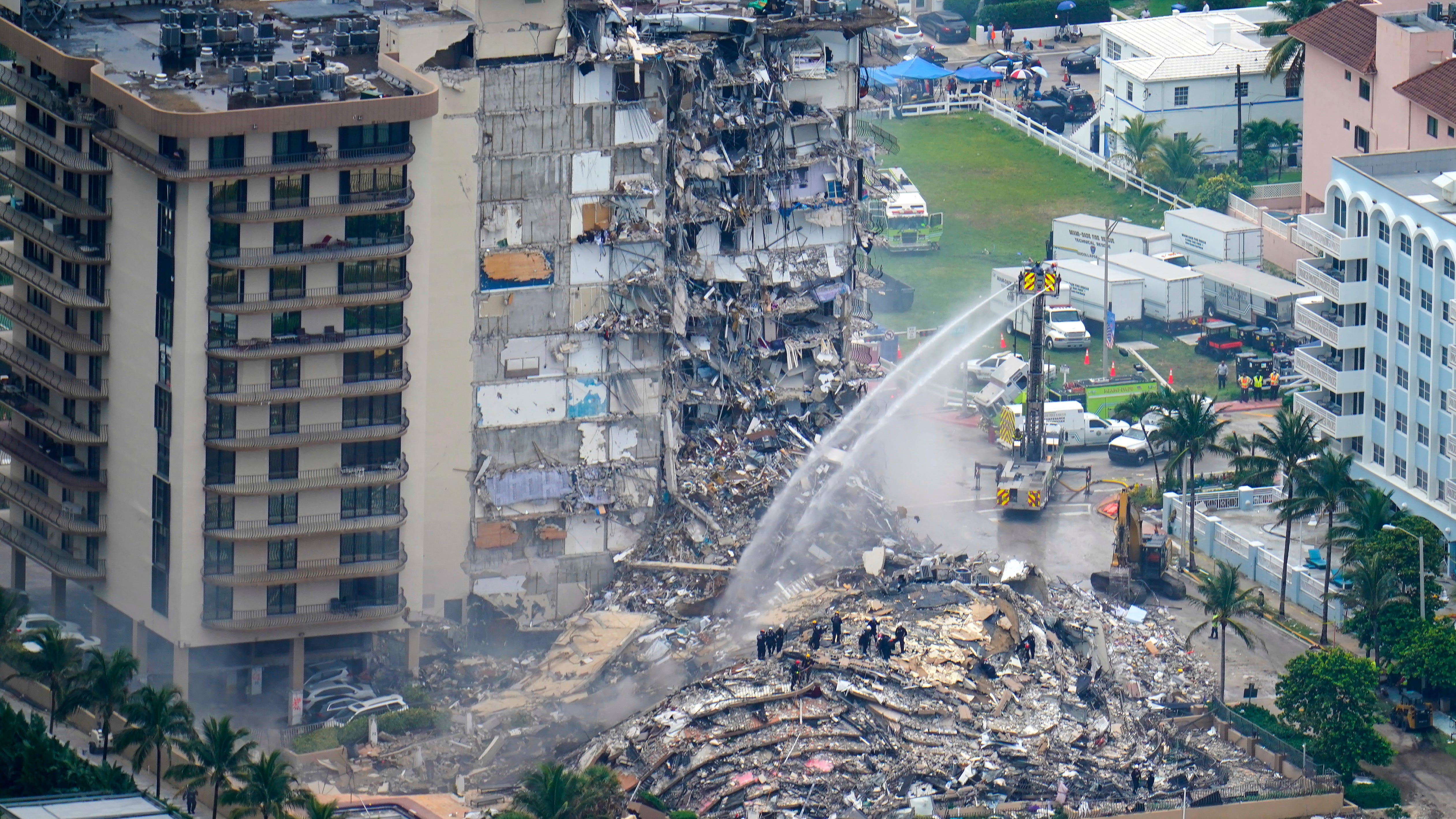 Death toll in Florida collapse rises to 4; 159 still missing