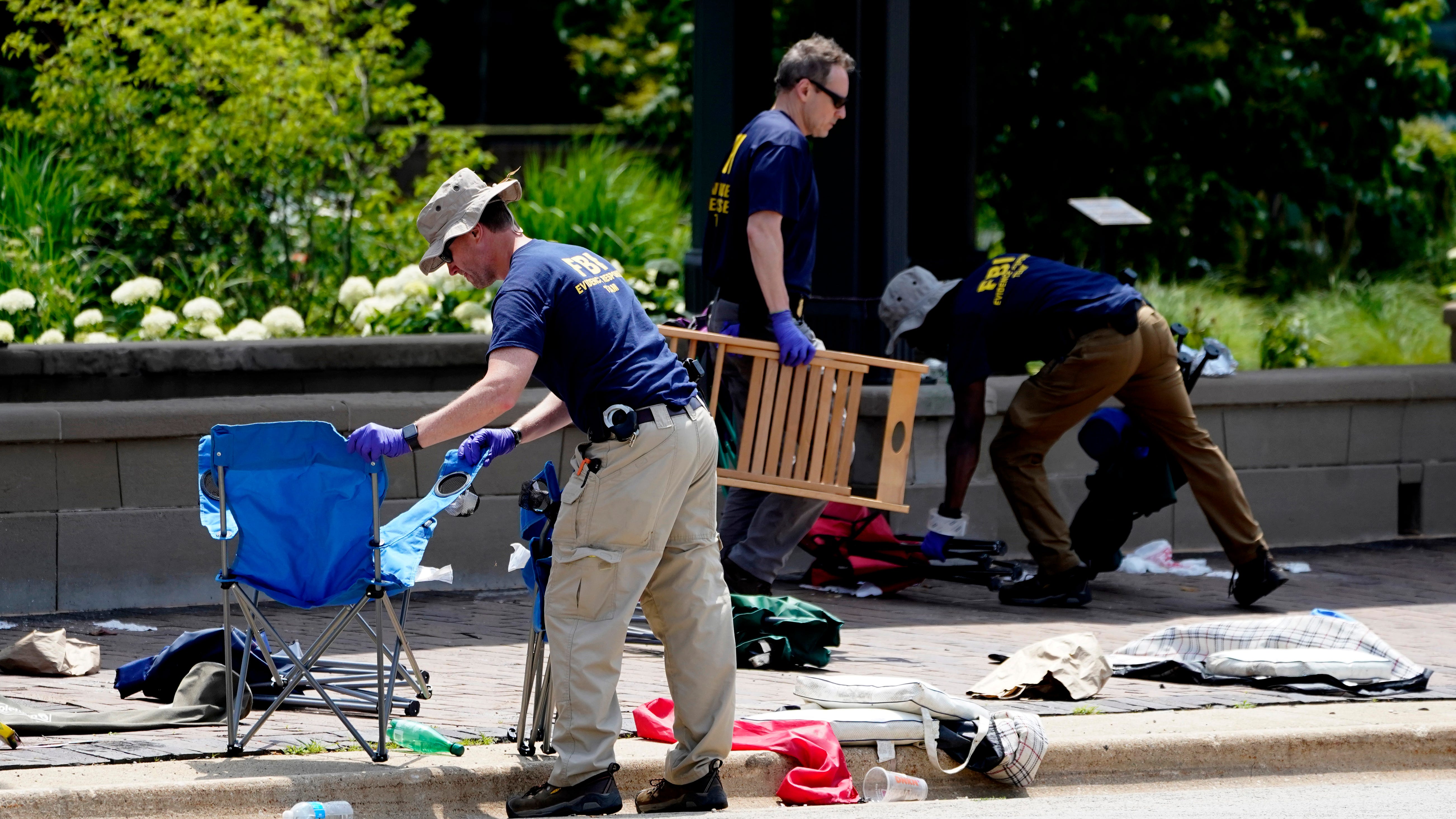 Police: Gunman fired 70 plus rounds at July 4 parade, 7 dead