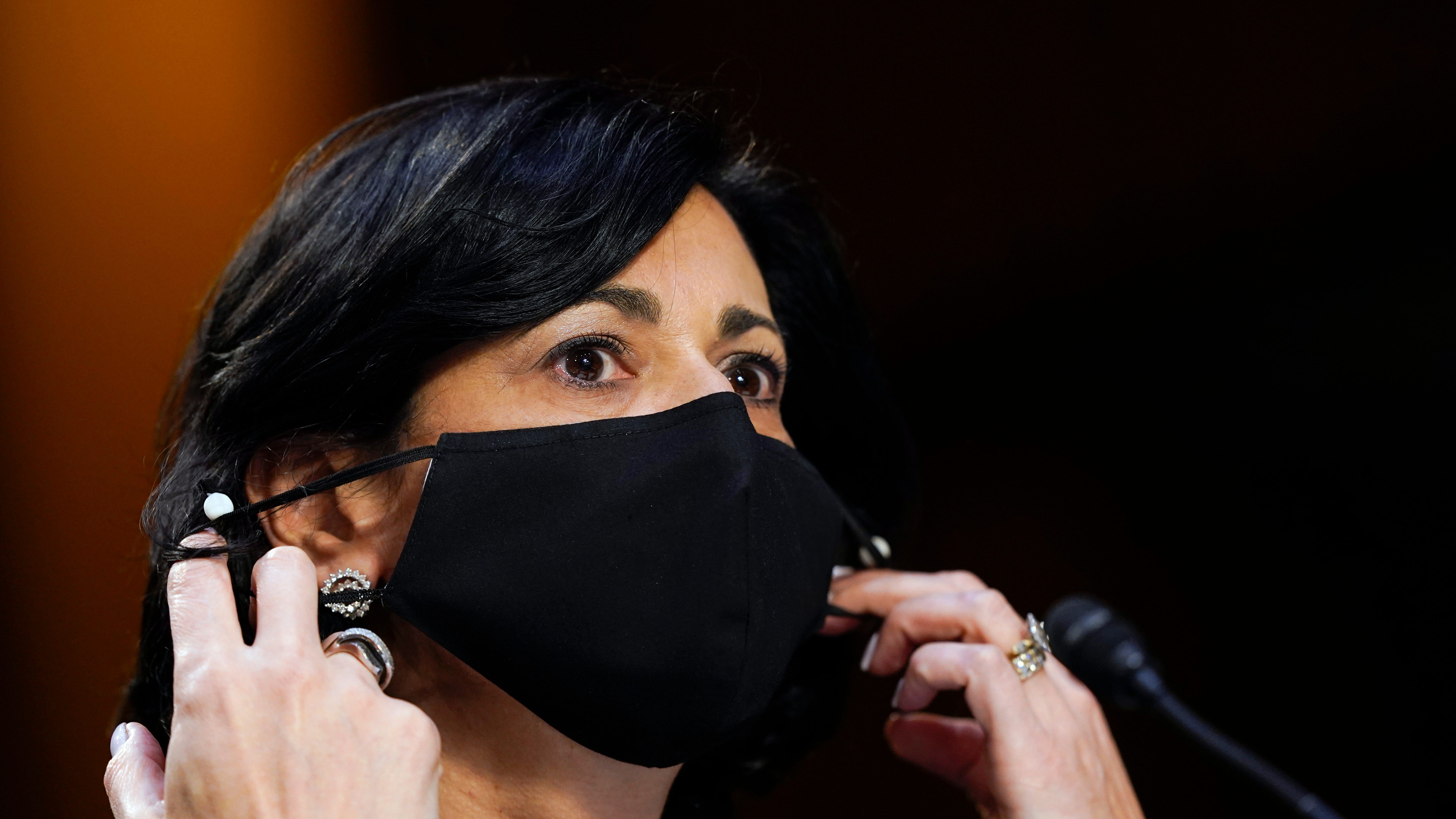 Governments, businesses race to reimpose mask mandates