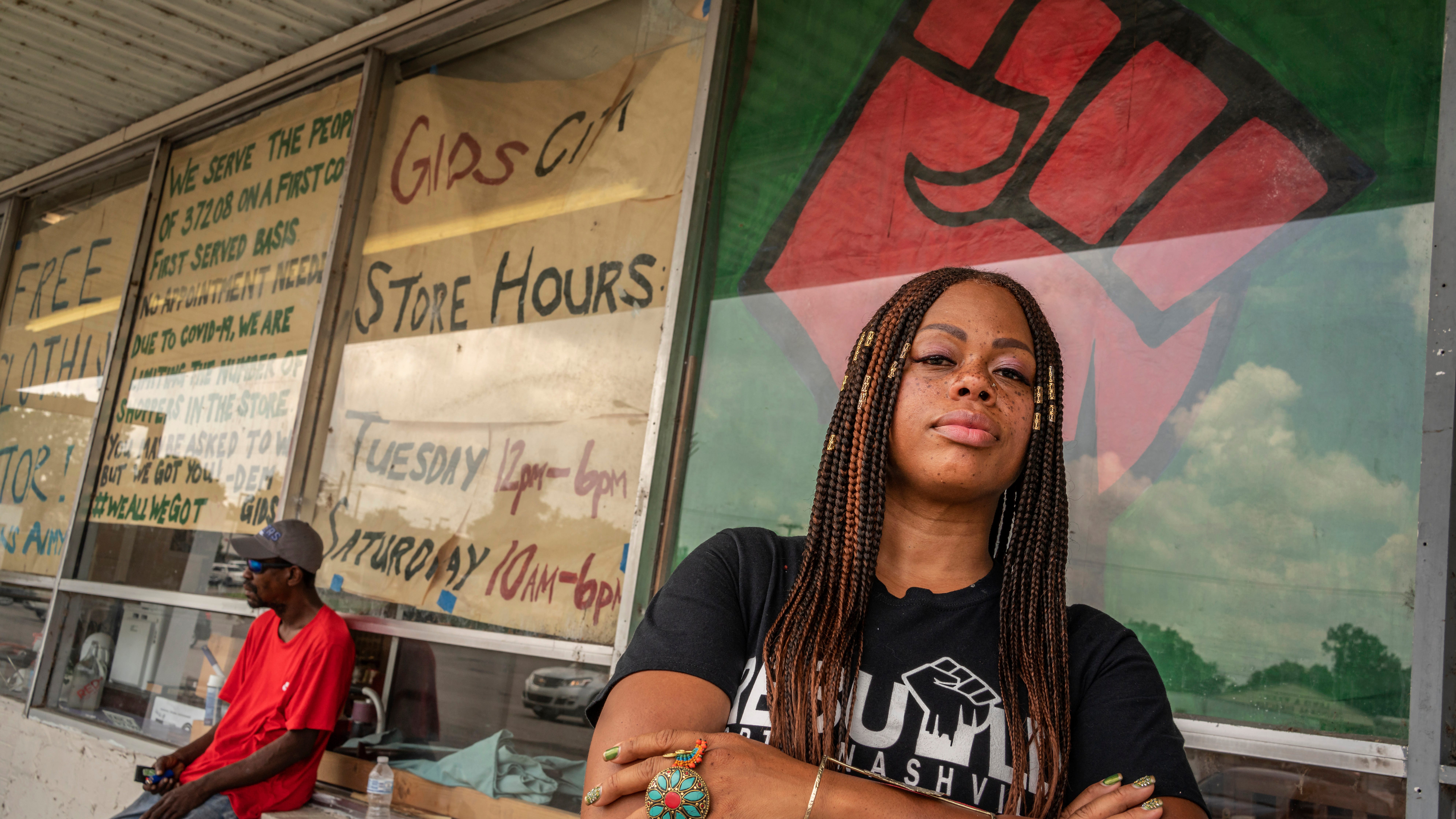 Community 'violence interrupters' work to stem rising crime