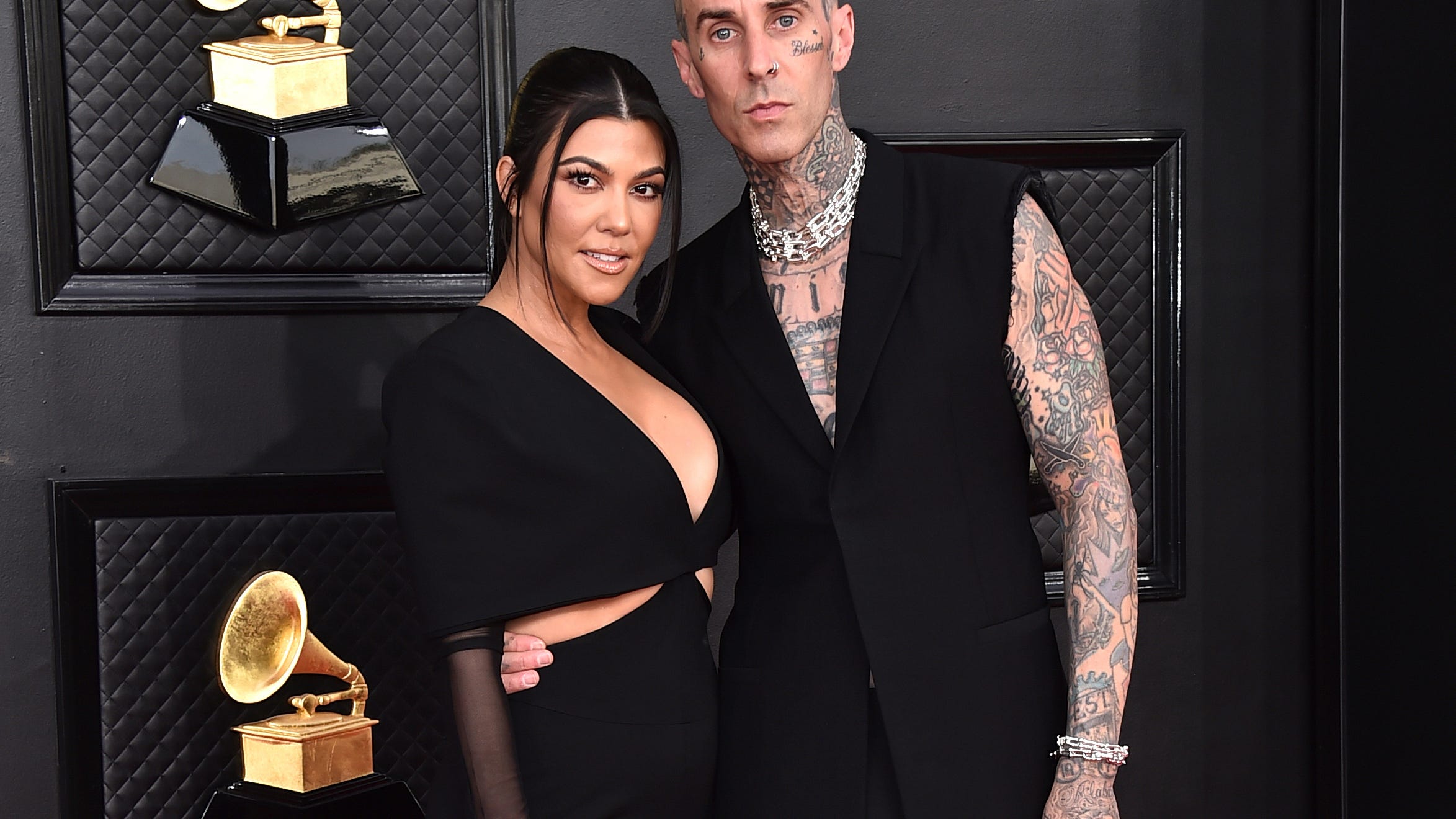Kourtney Kardashian, Travis Barker not legally hitched