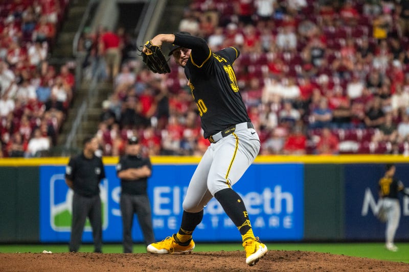 Pirates Reds Baseball