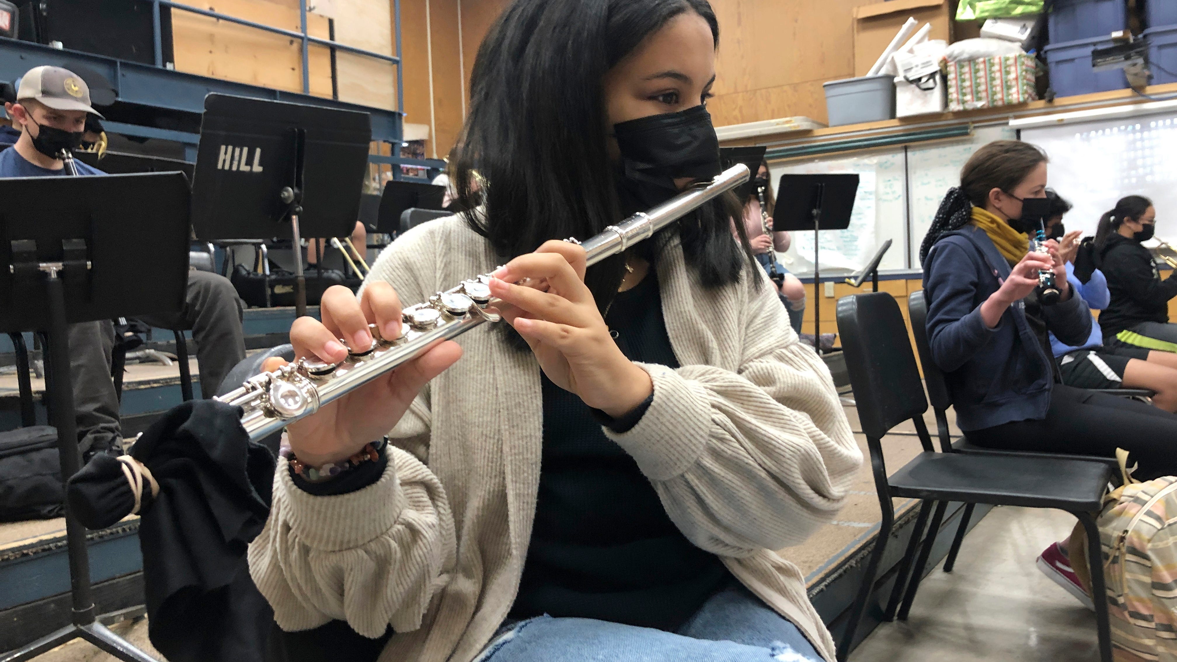 Schools confront more polarization with mask rules for fall