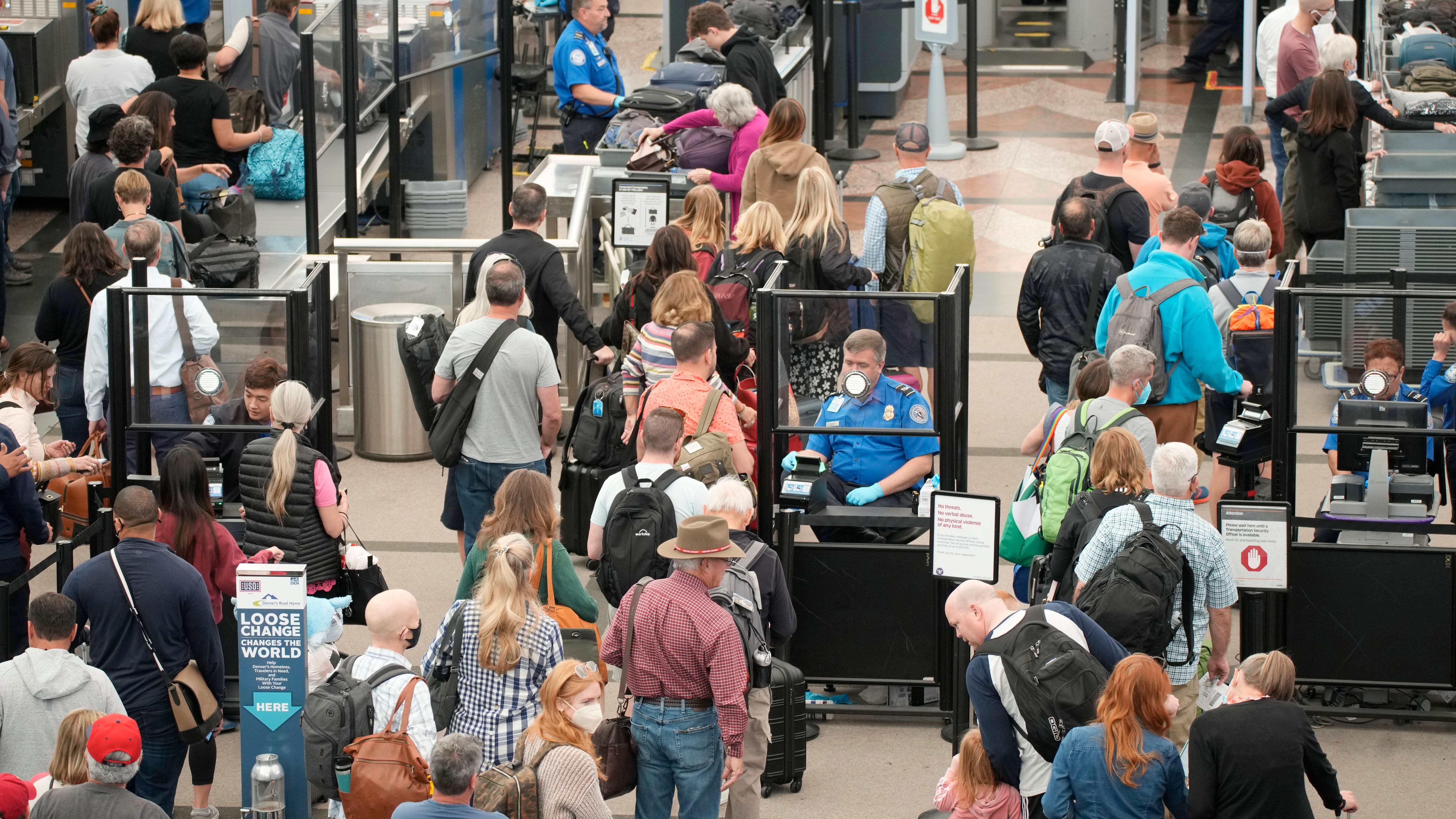 Air travelers face cancellations over Memorial Day weekend