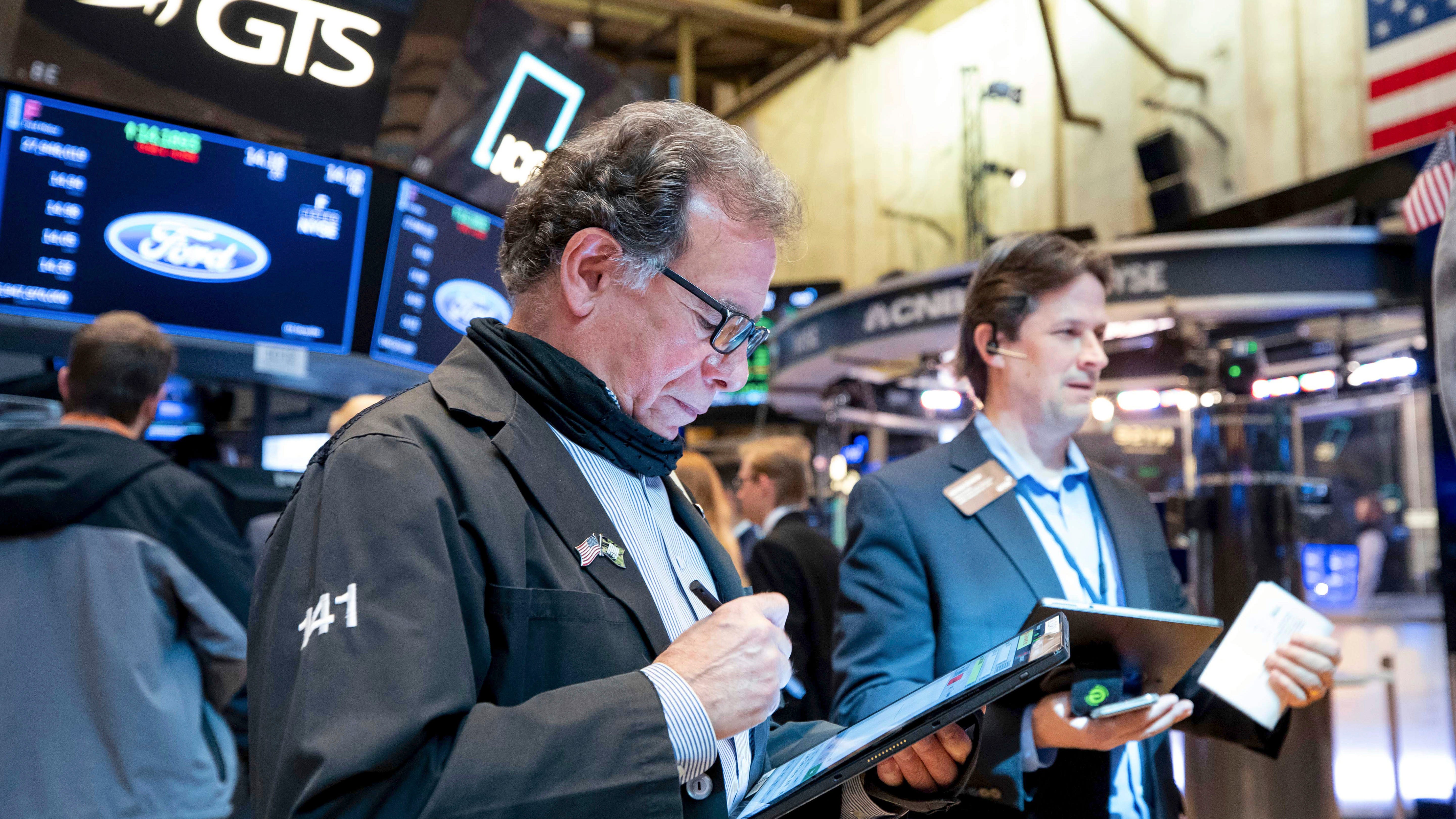 Stocks rally on Wall Street as technology giants rebound