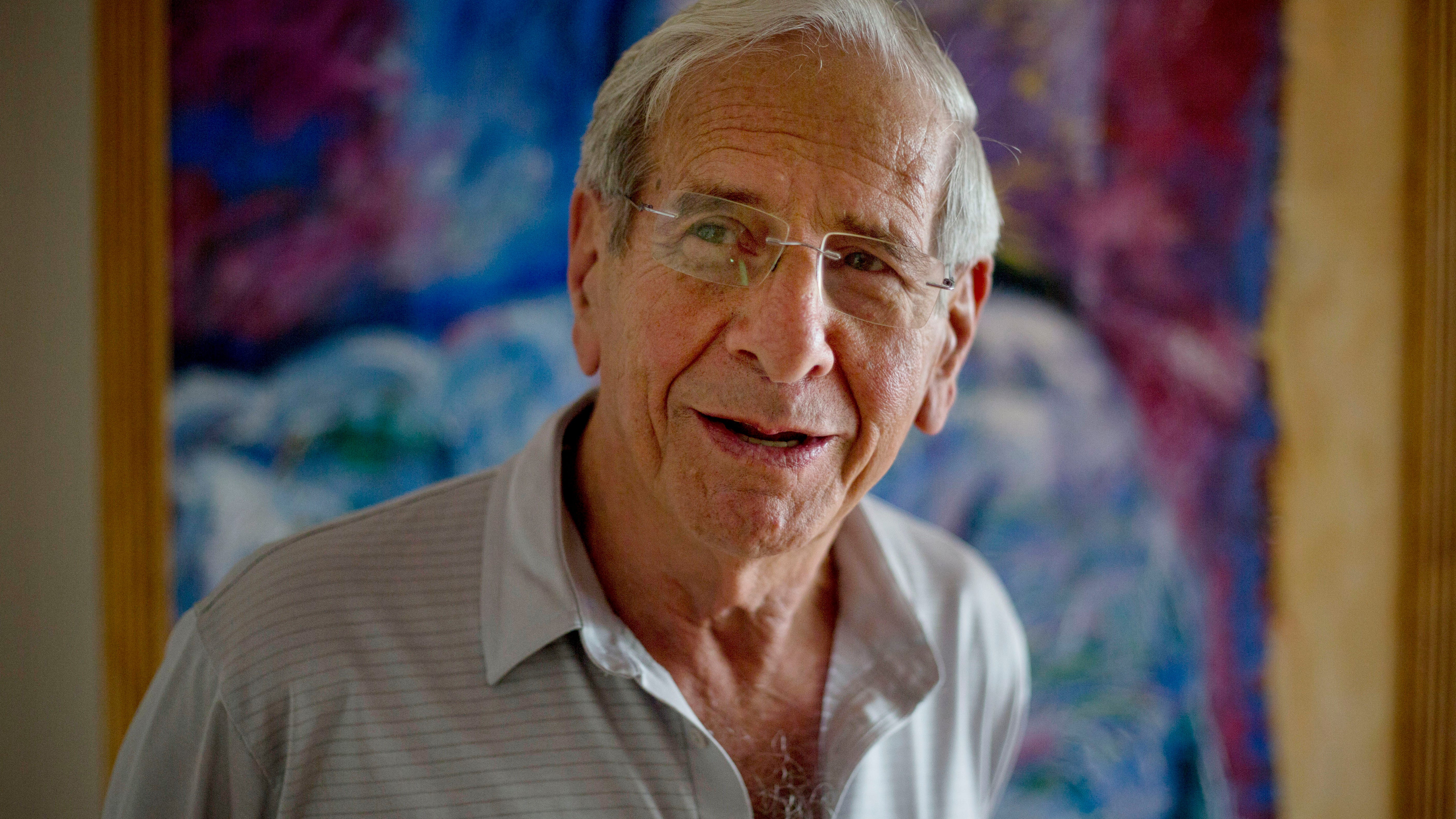 Chaim Topol, Israeli actor known for Fiddler's Tevye, dies