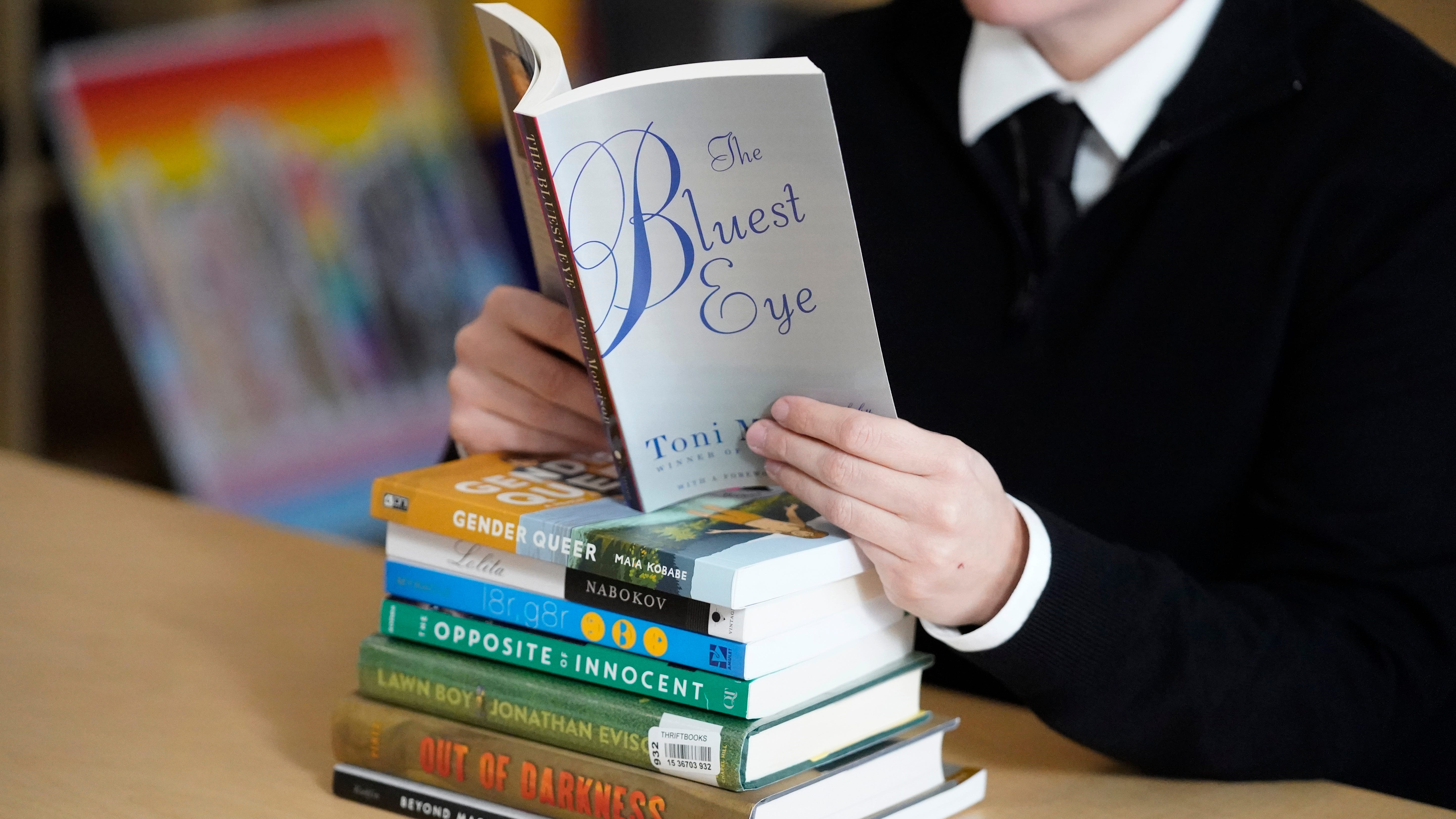 PEN America, Penguin Random House sue Florida school district over book bans