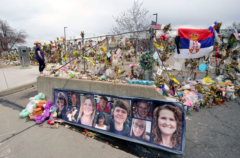 Colorado Supermarket Shooting-Gun Maker