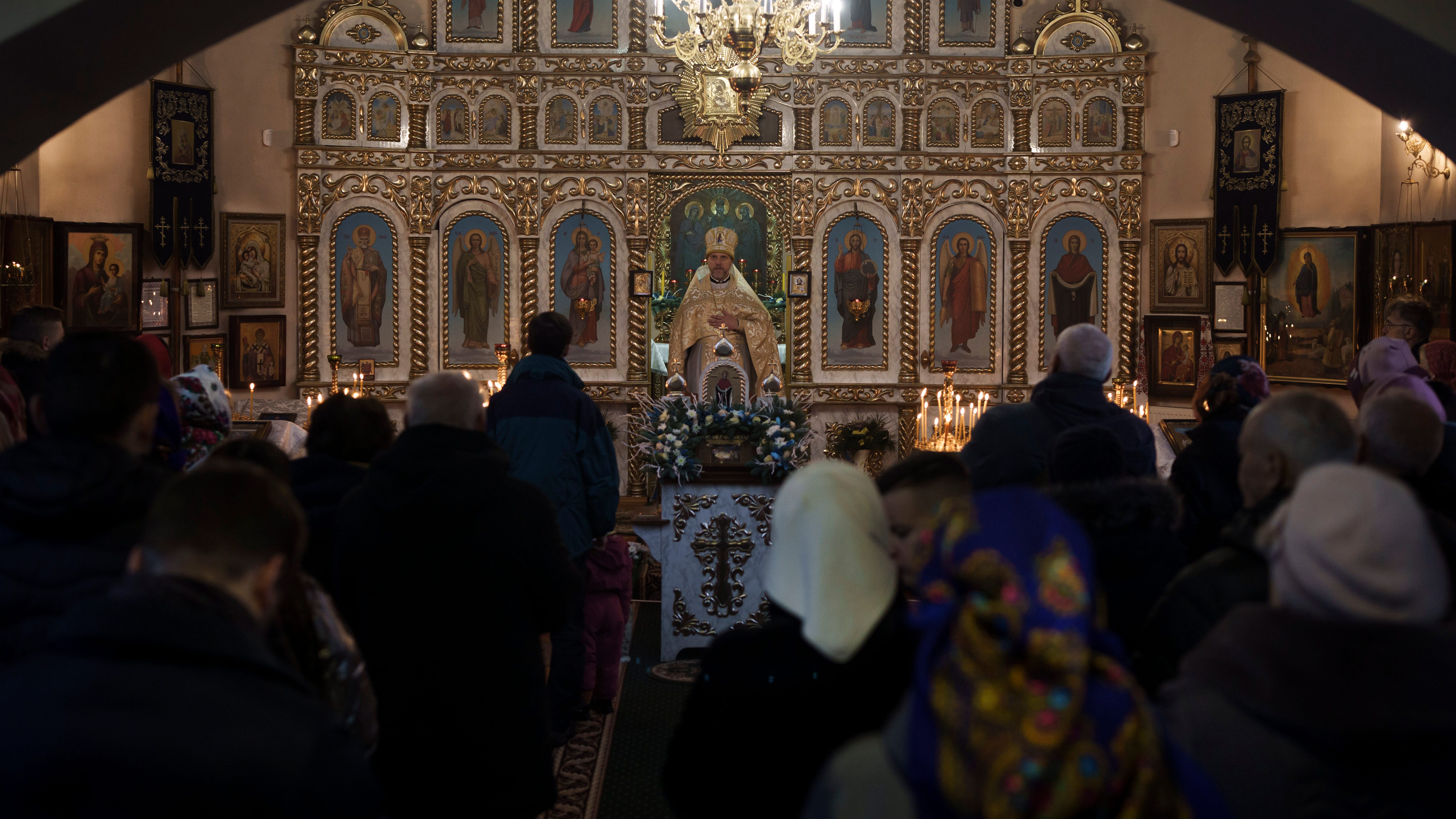 Ukraine moves official Christmas Day holiday to Dec. 25, denouncing Russian-imposed traditions