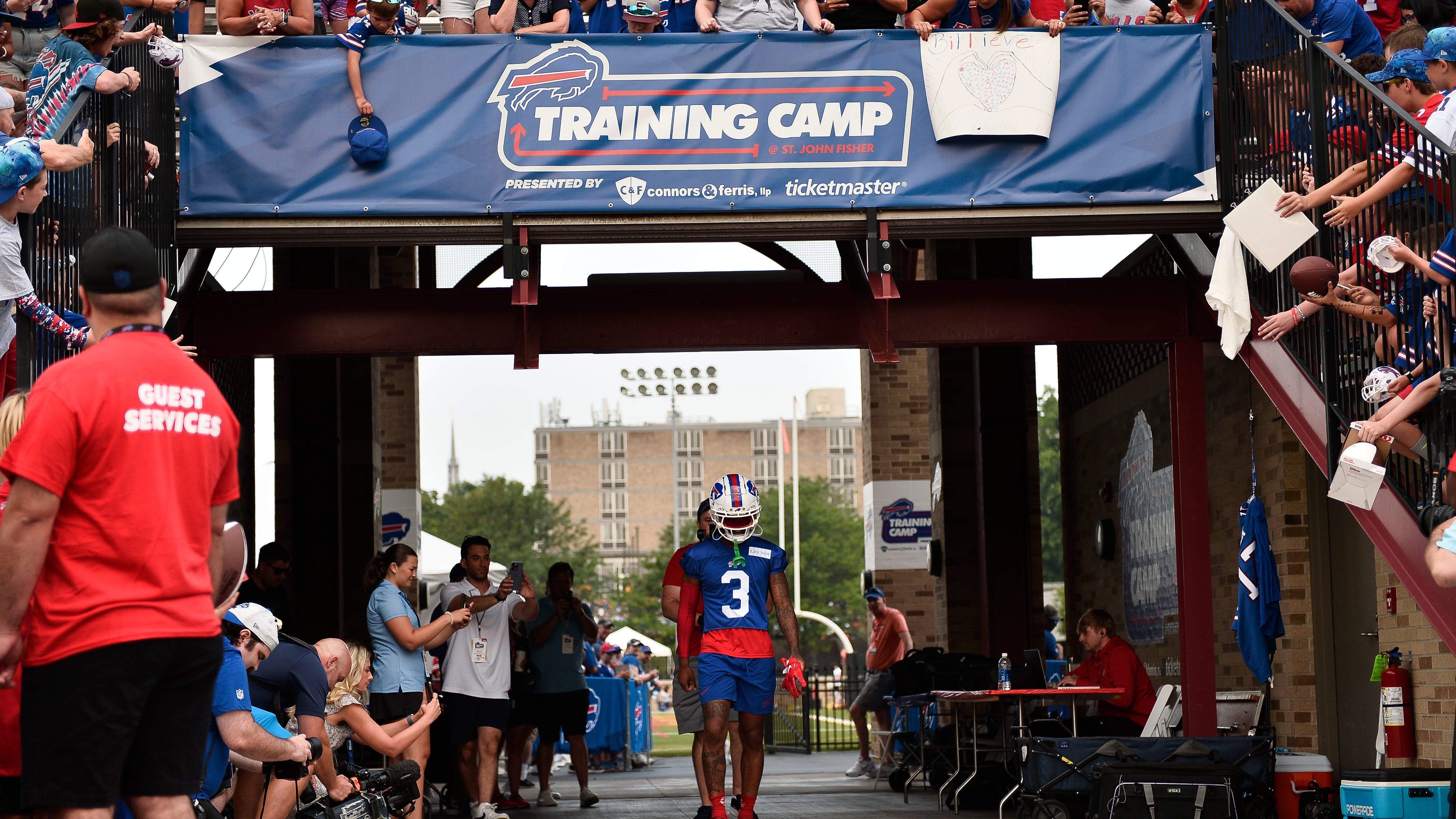 Damar Hamlin puts aside fear and practices in pads for the first time since cardiac arrest