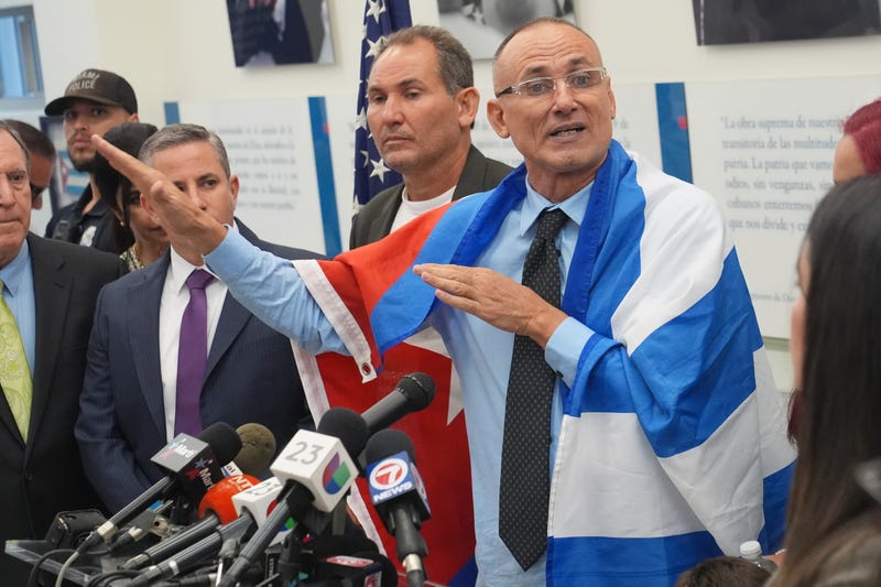 Cuba Dissident Exiled