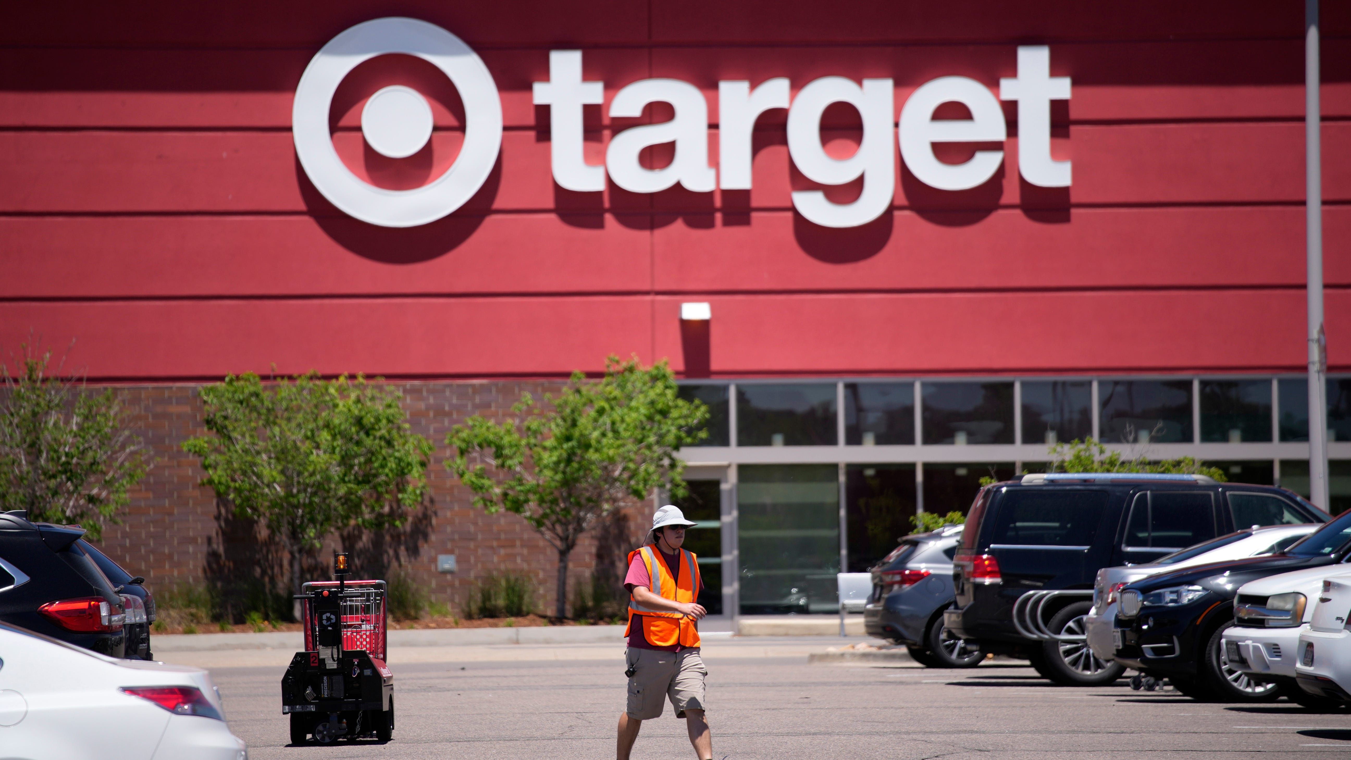 Target tames global supply backups; sales surge 13.2% in Q3