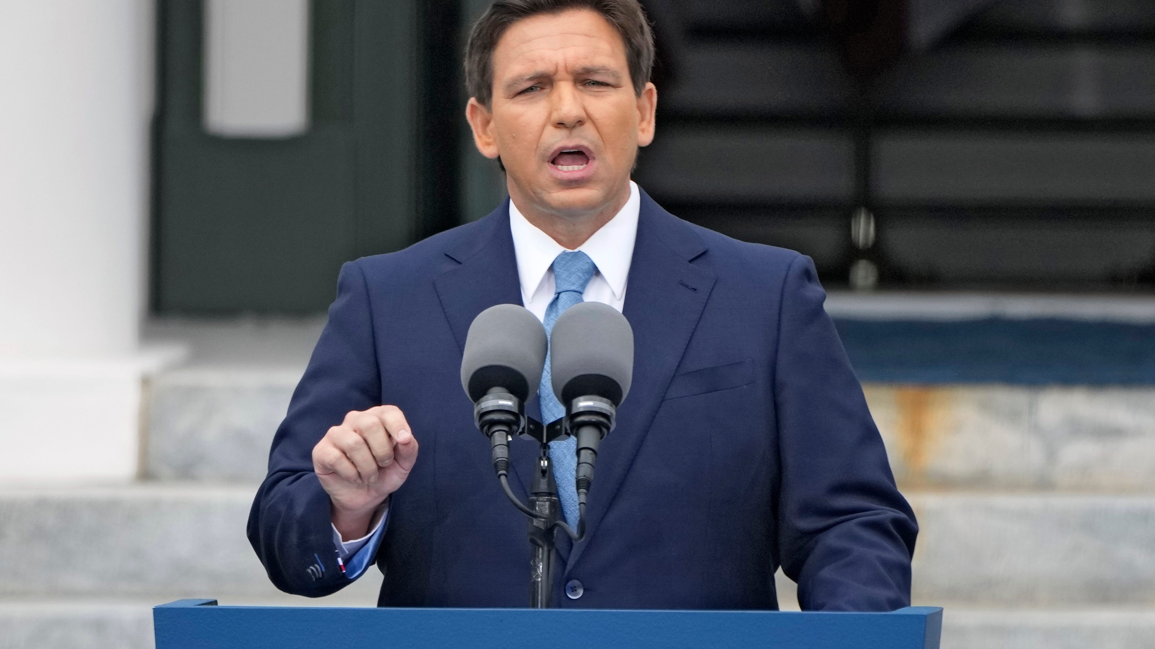 DeSantis tested on immigration as he weighs 2024 candidacy