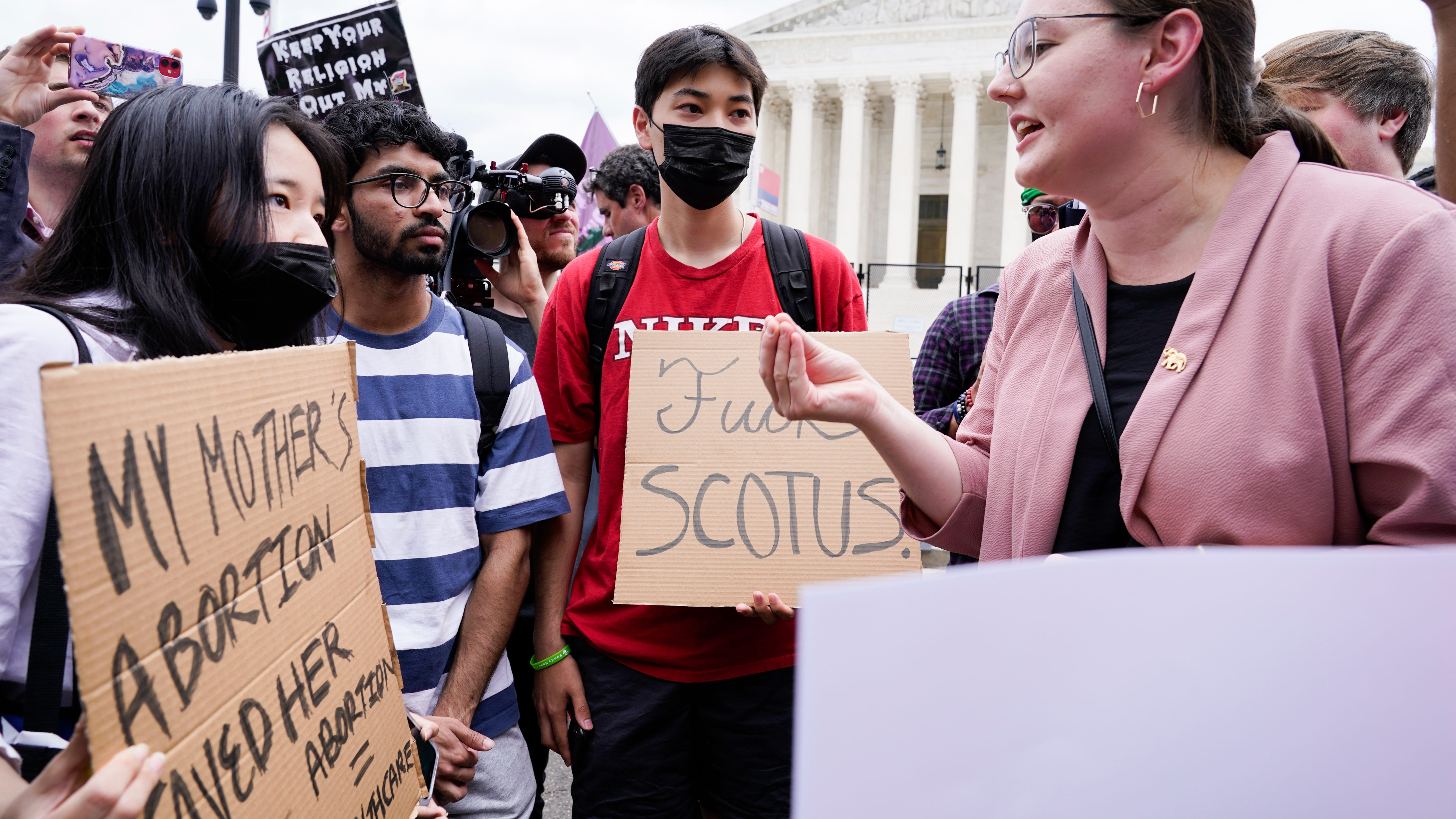 Abortion ruling exposes deep chasm over the issue in the US