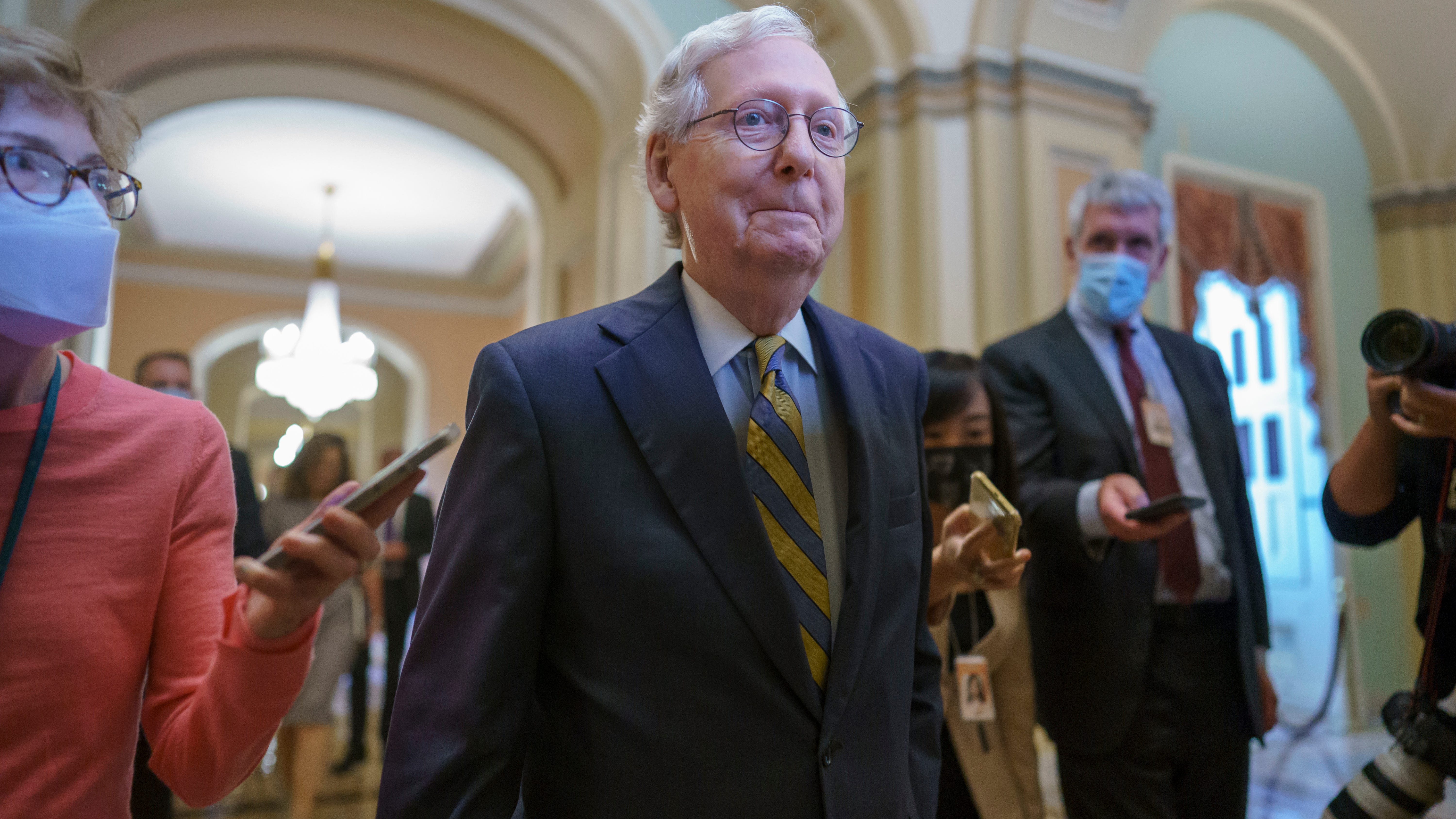 Congress foresees short-term debt fix amid perilous standoff
