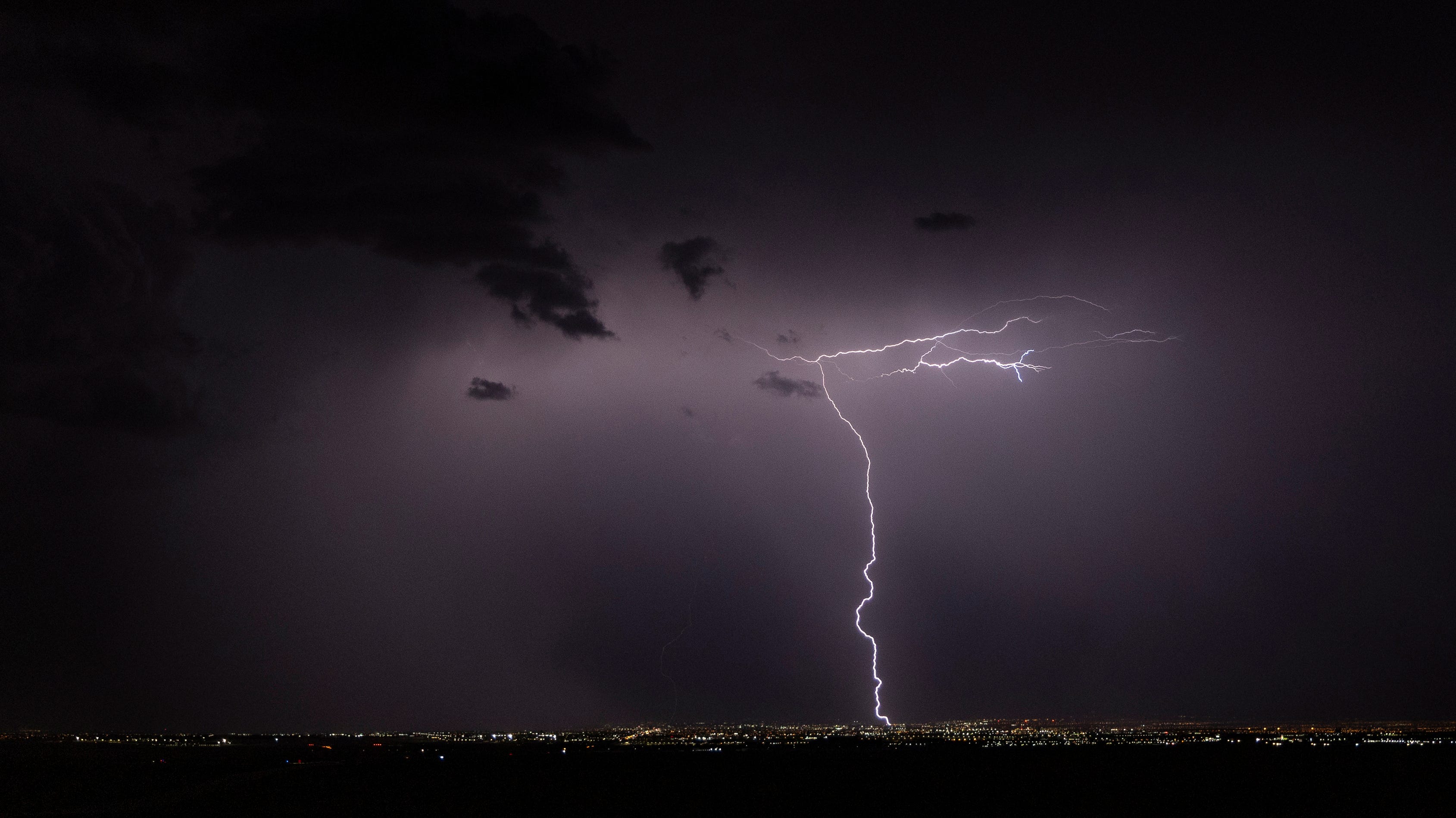 Southwest rains flood deserts, cascade into Vegas casinos