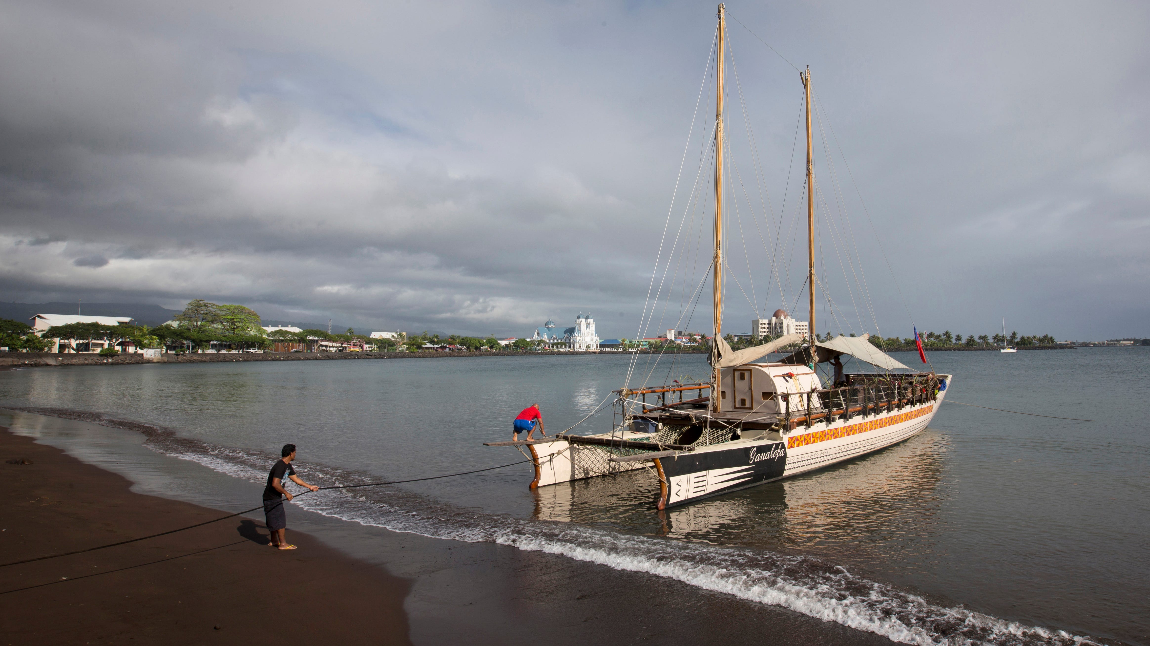 Samoa detects scores of COVID cases within days of outbreak 