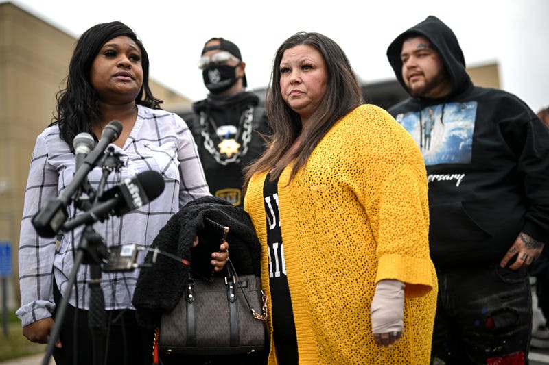 Daunte Wright Mother Detained