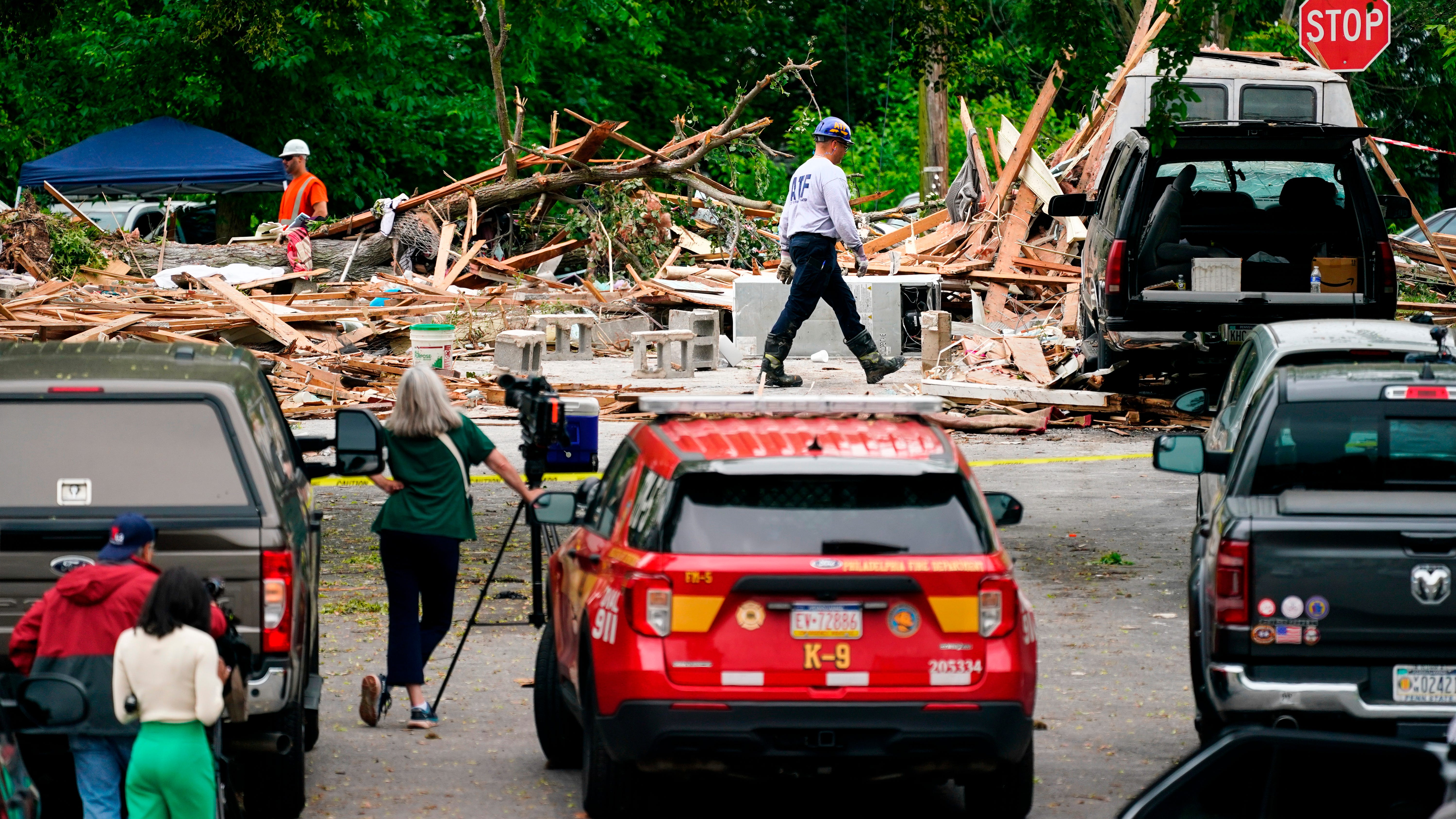 5 dead after Pennsylvania house explosion; 2 injured