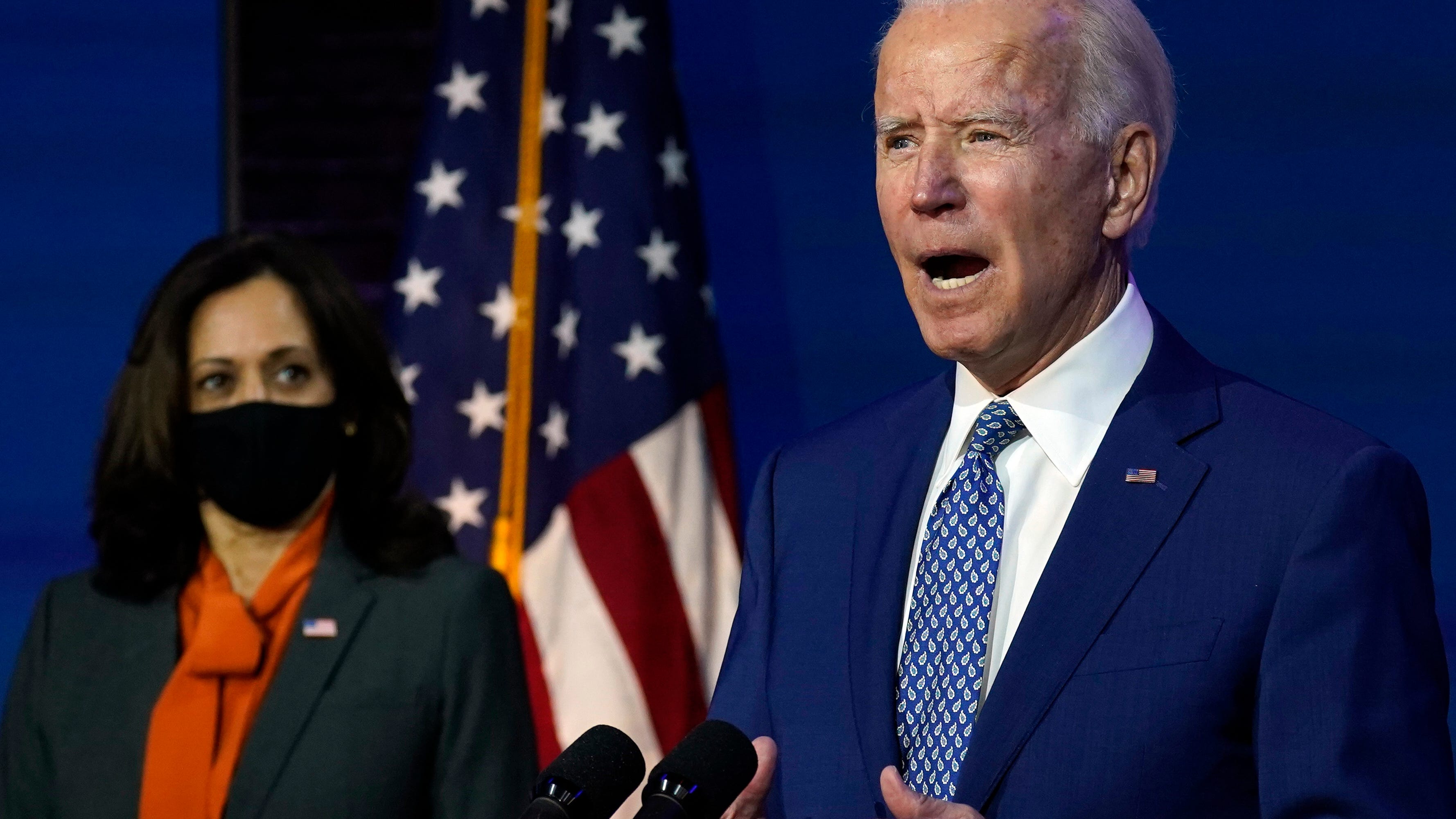 Biden targets virus as his White House transition begins