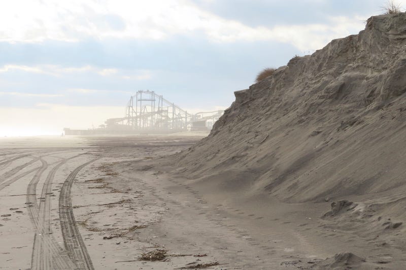 Defiant Beach Town