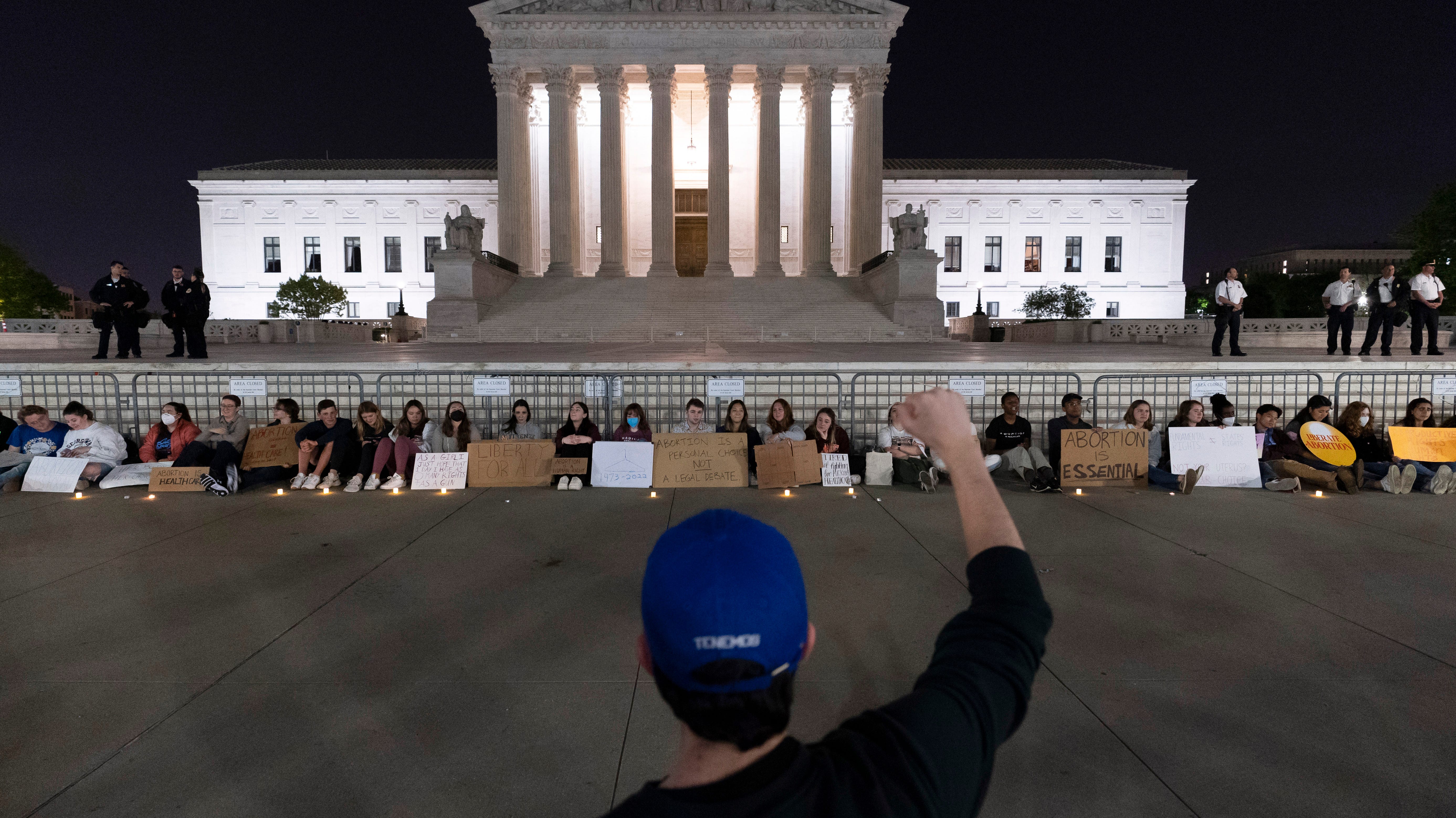 Possible overturning of Roe sends abortion fight to states