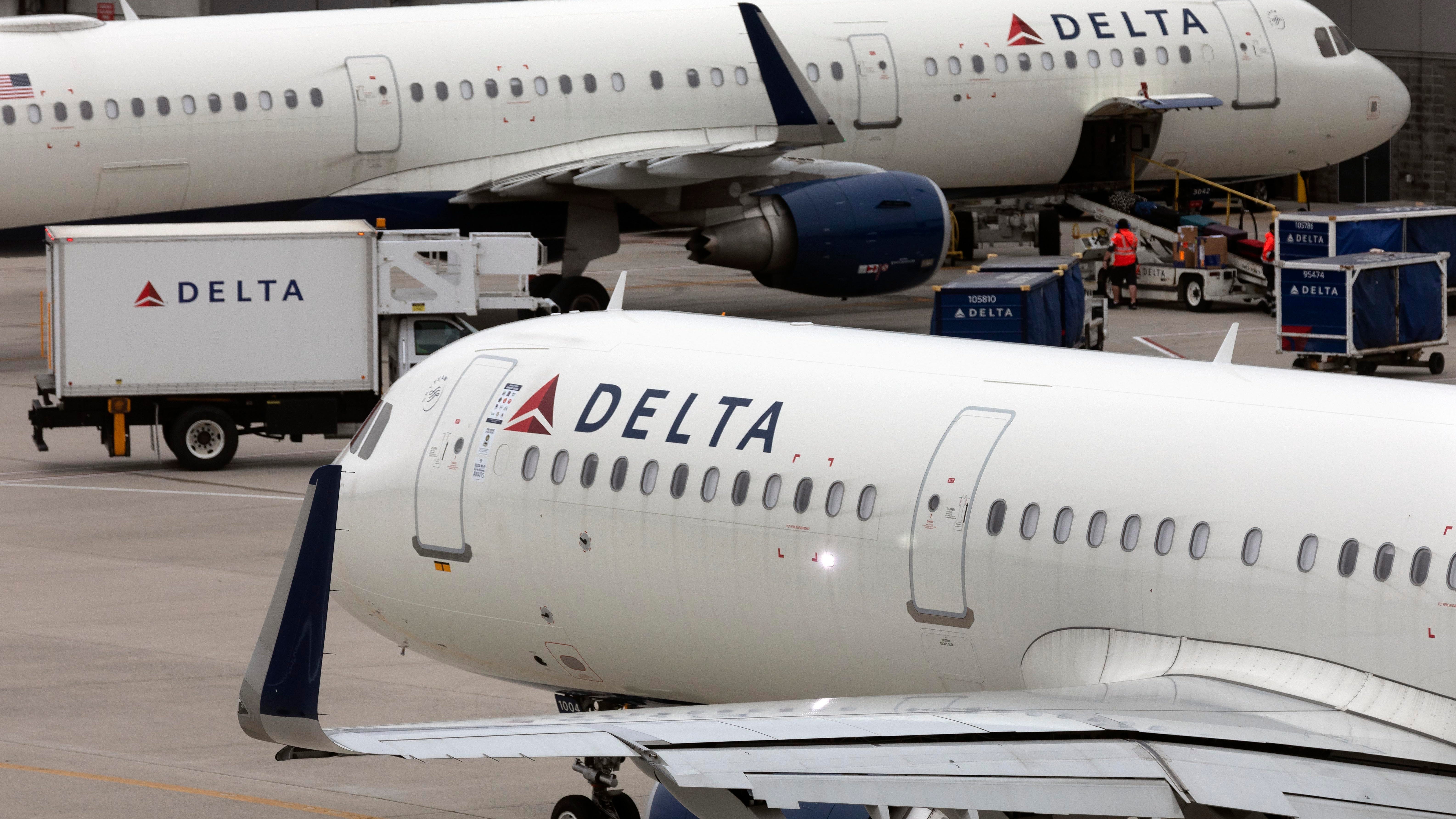 Delta Air Lines is soaring to a record $1.8 billion profit as summer vacationers pack planes