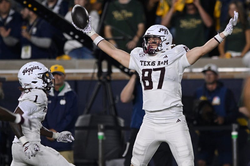 Texas A M Notre Dame Football