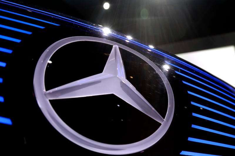 UAW-Daimler Truck-Contract