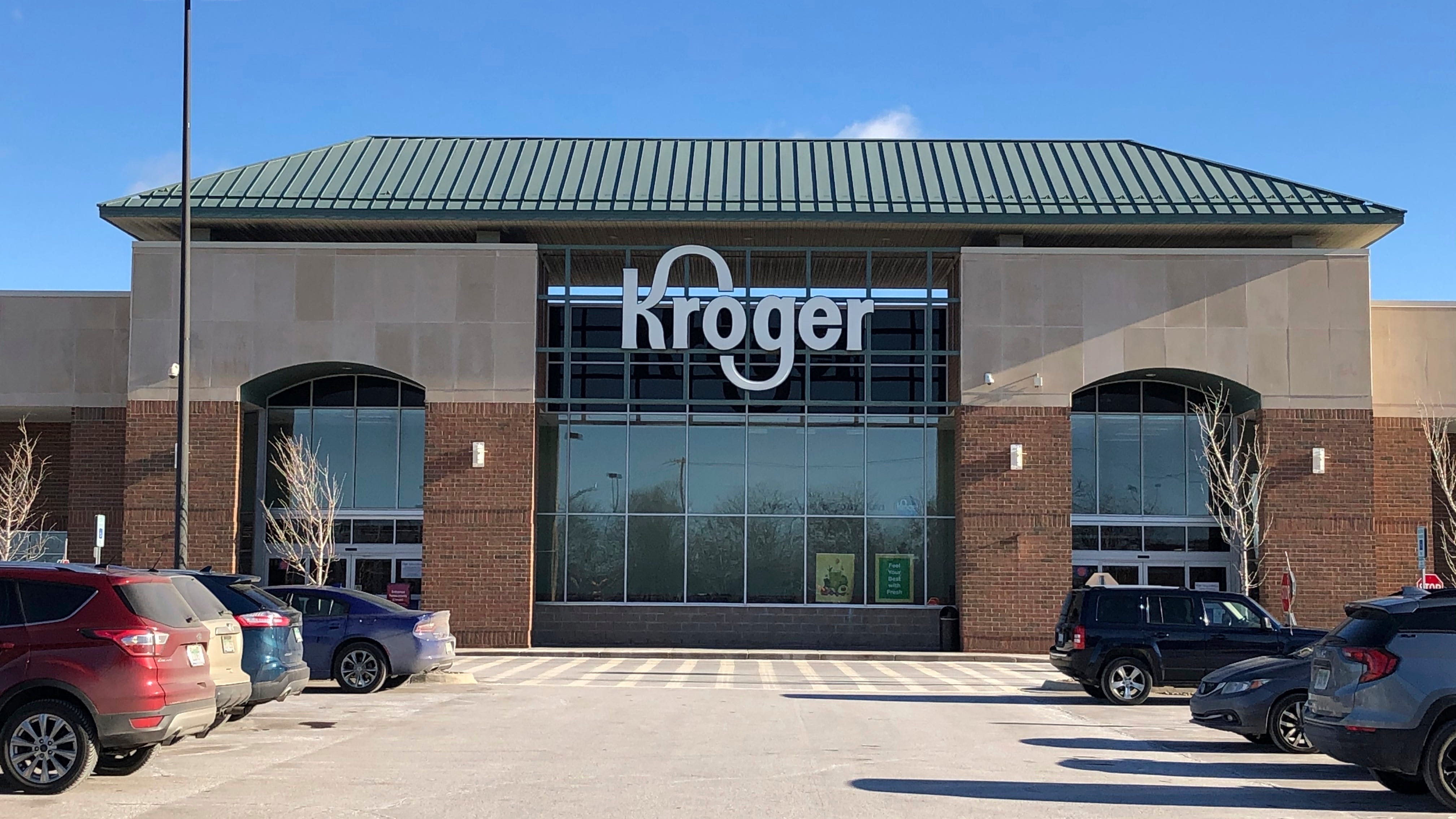 Kroger seeks to create grocery giant in $20B Albertsons bid