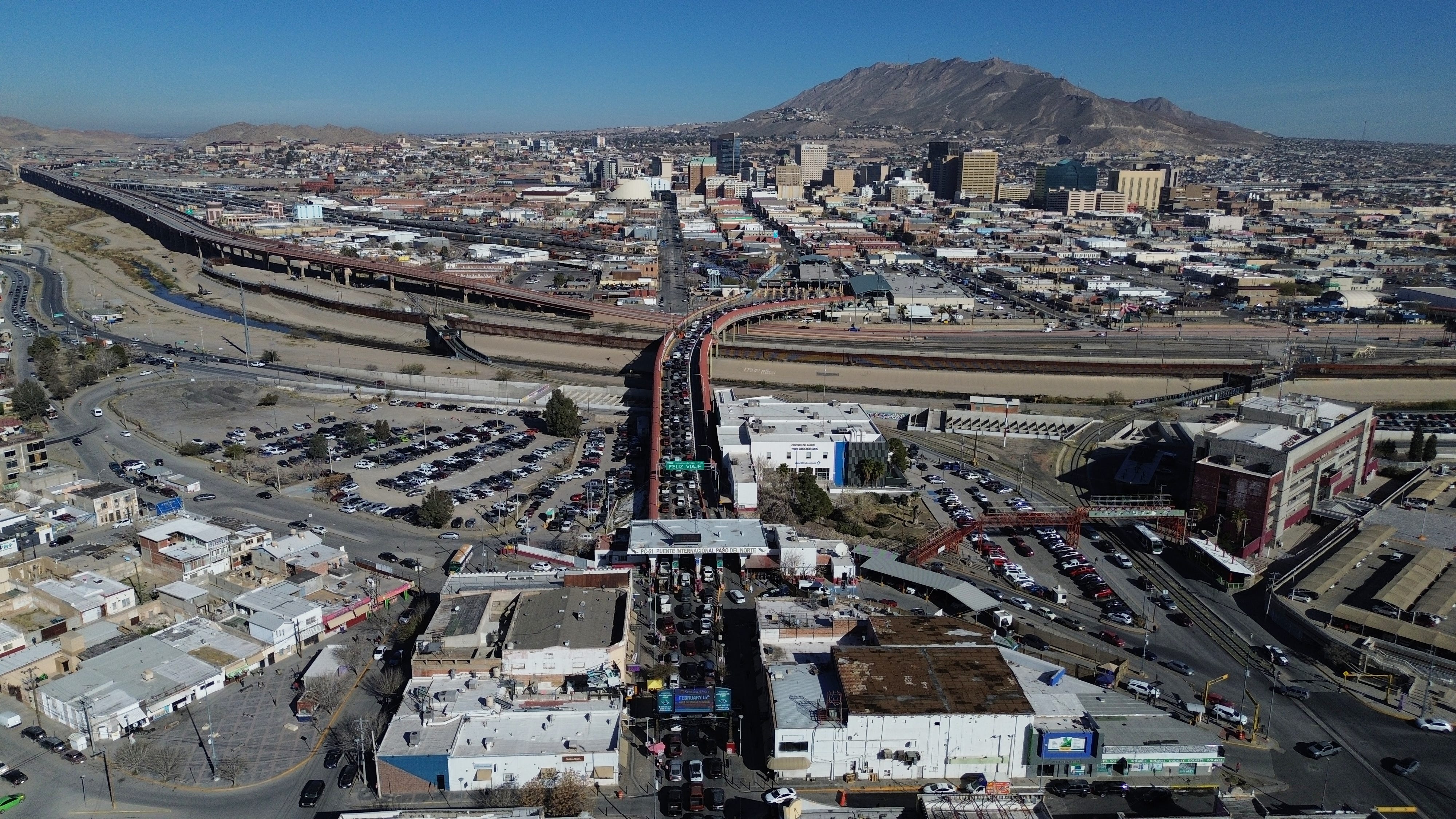 Trump administration briefly closes El Paso airspace and blames Mexican cartel drones