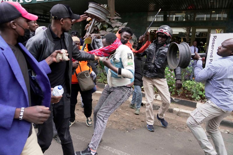 CORRECTION APTOPIX Kenya Blogger Dead