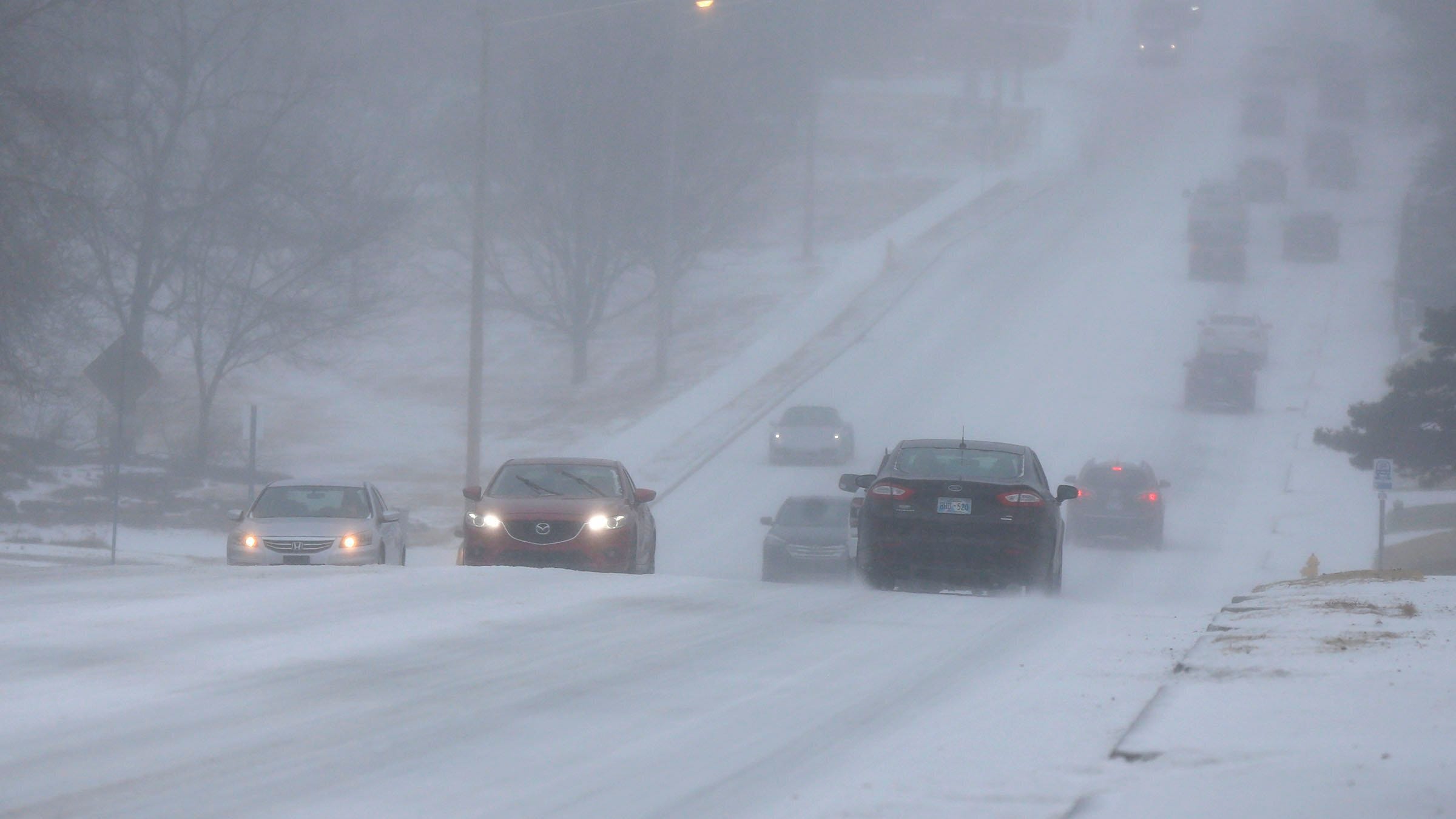 Wintry weather disrupts travel across the heartland