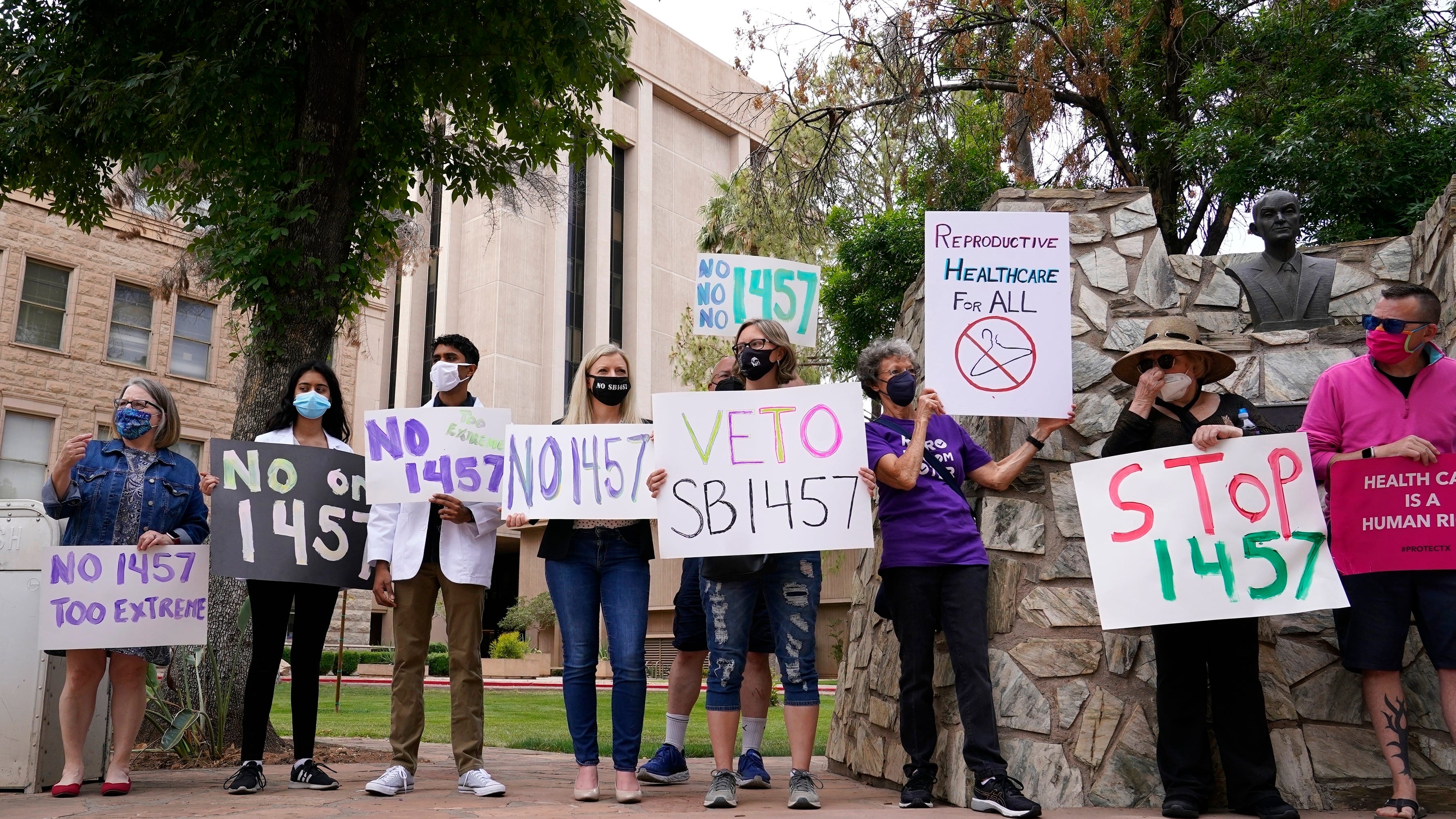 Arizona Legislature approves 15-week abortion ban